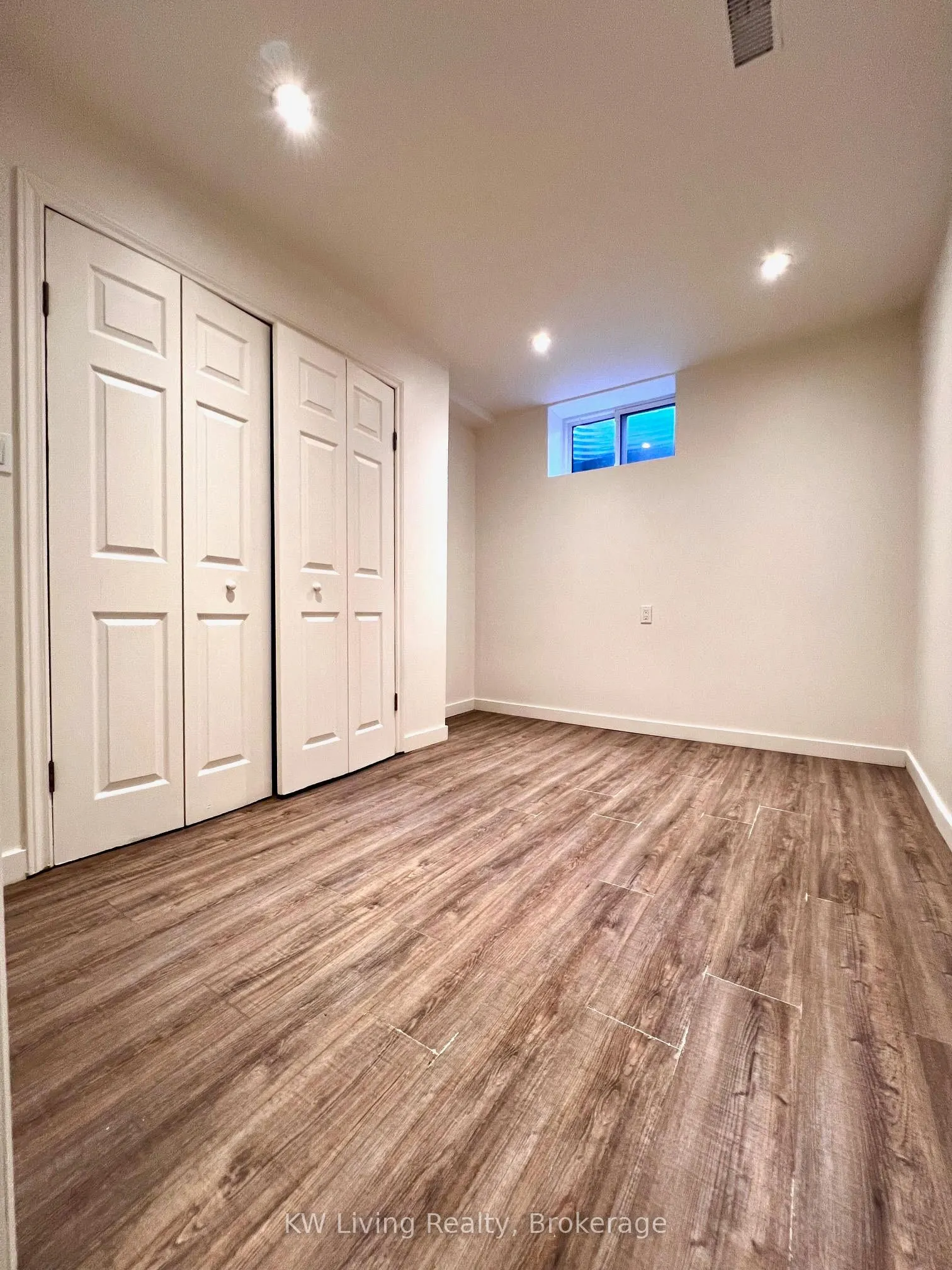 148 Roselawn Avenue, #Lower