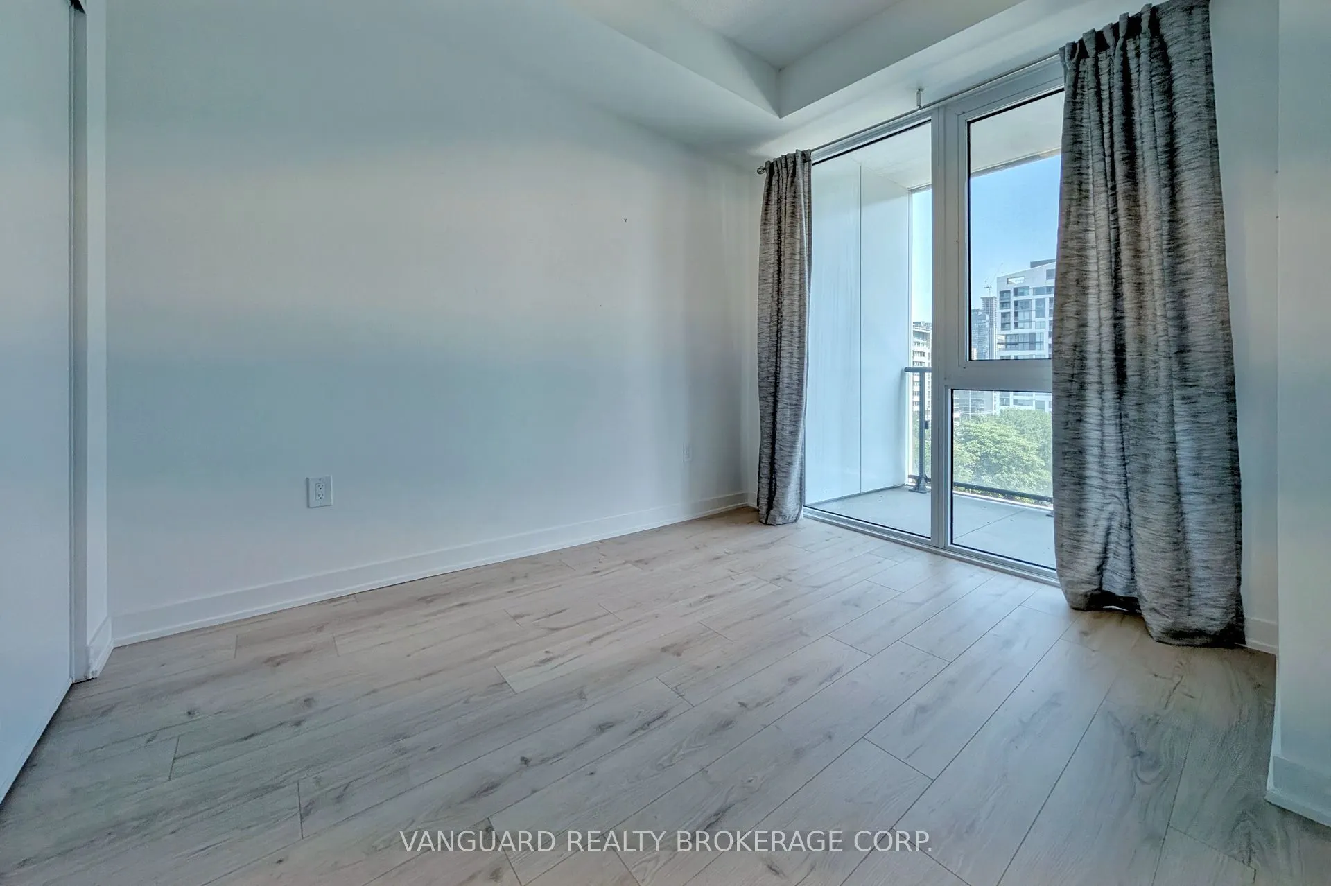 9 Tecumseth Street, #718