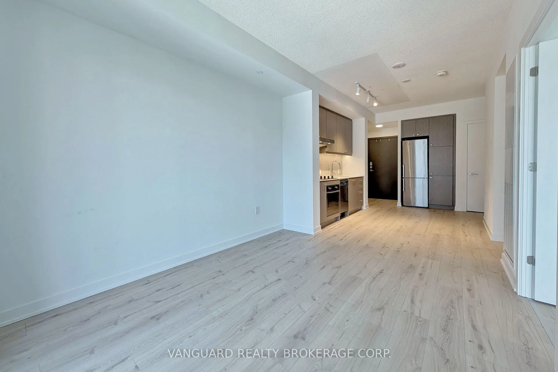 9 Tecumseth Street, #718