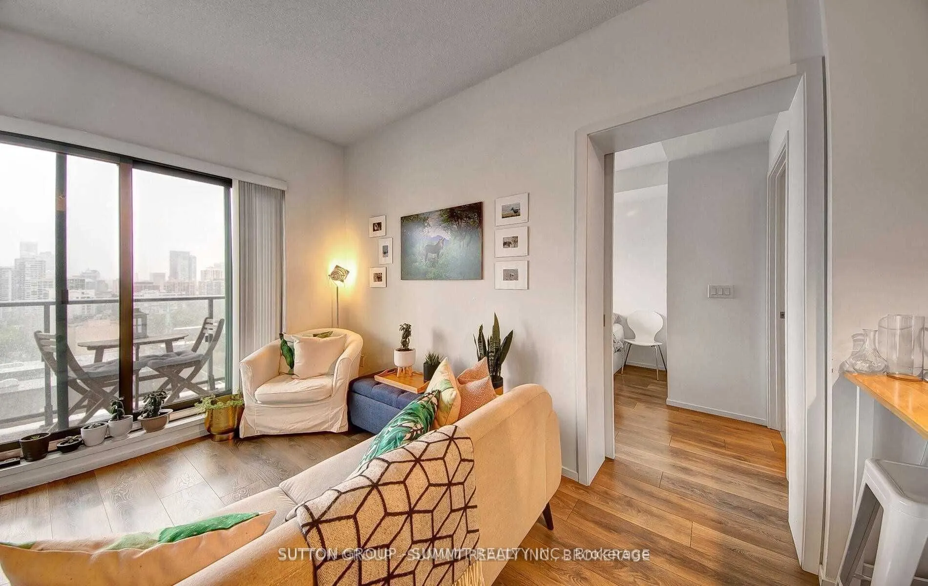 159 Dundas Street E, #2408