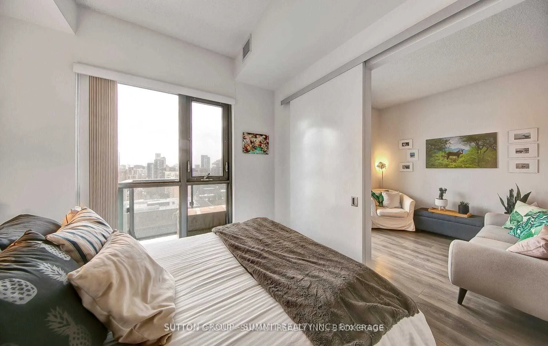 159 Dundas Street E, #2408