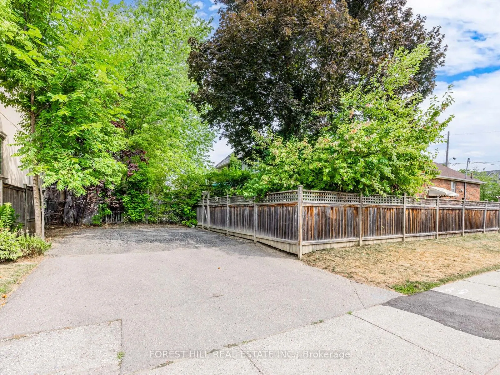 2 Esgore Drive