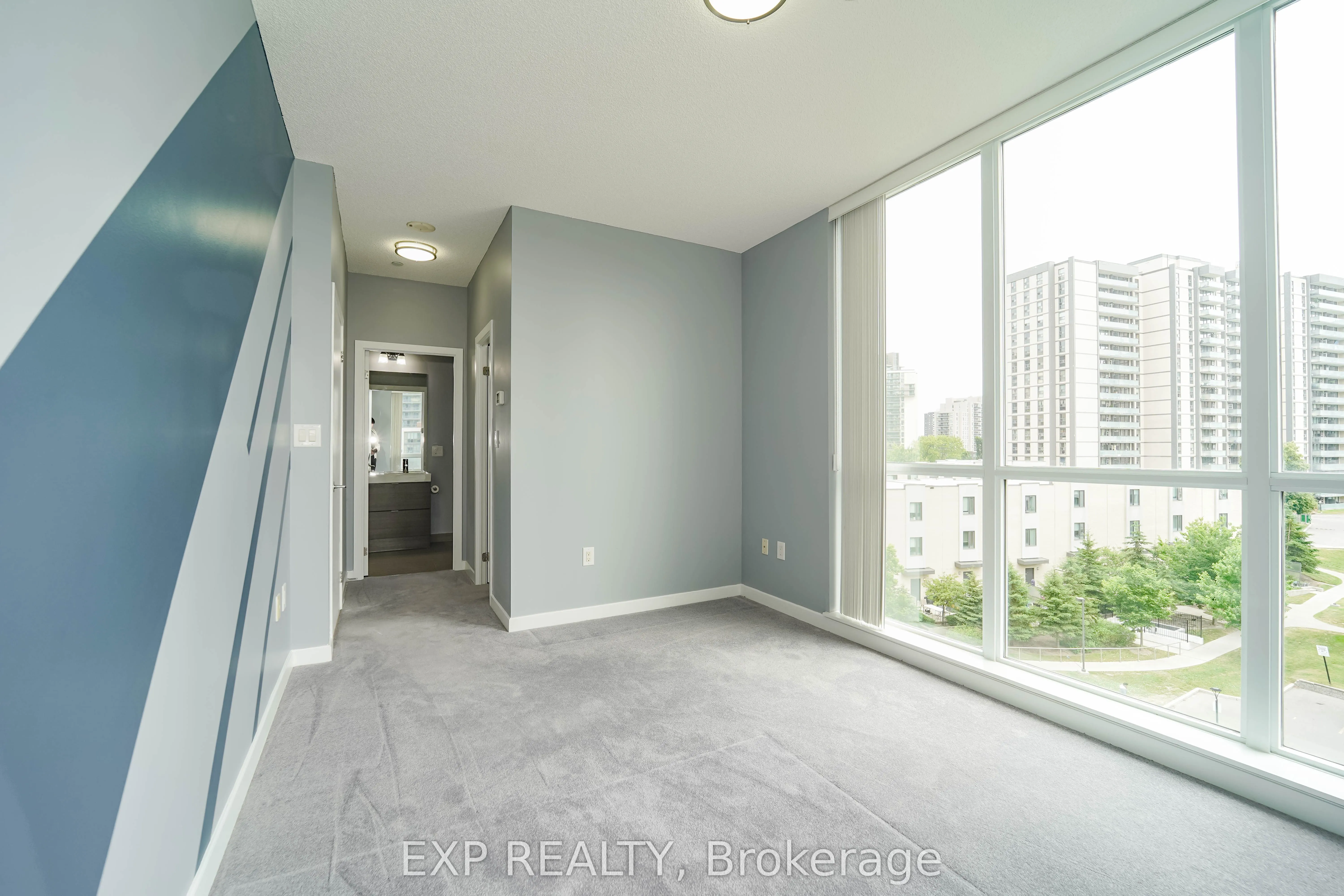 62 Forest Manor Road, #408