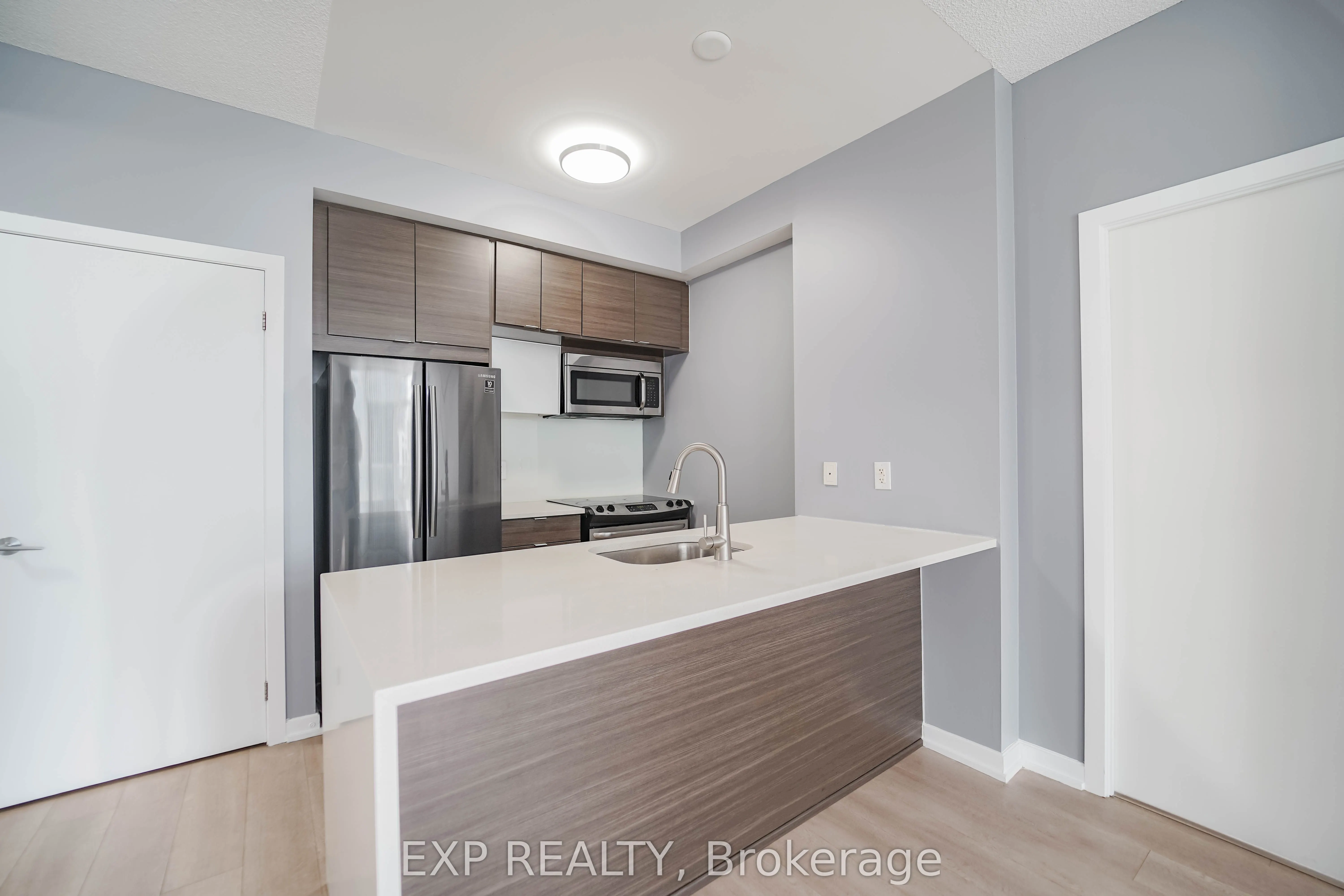 62 Forest Manor Road, #408