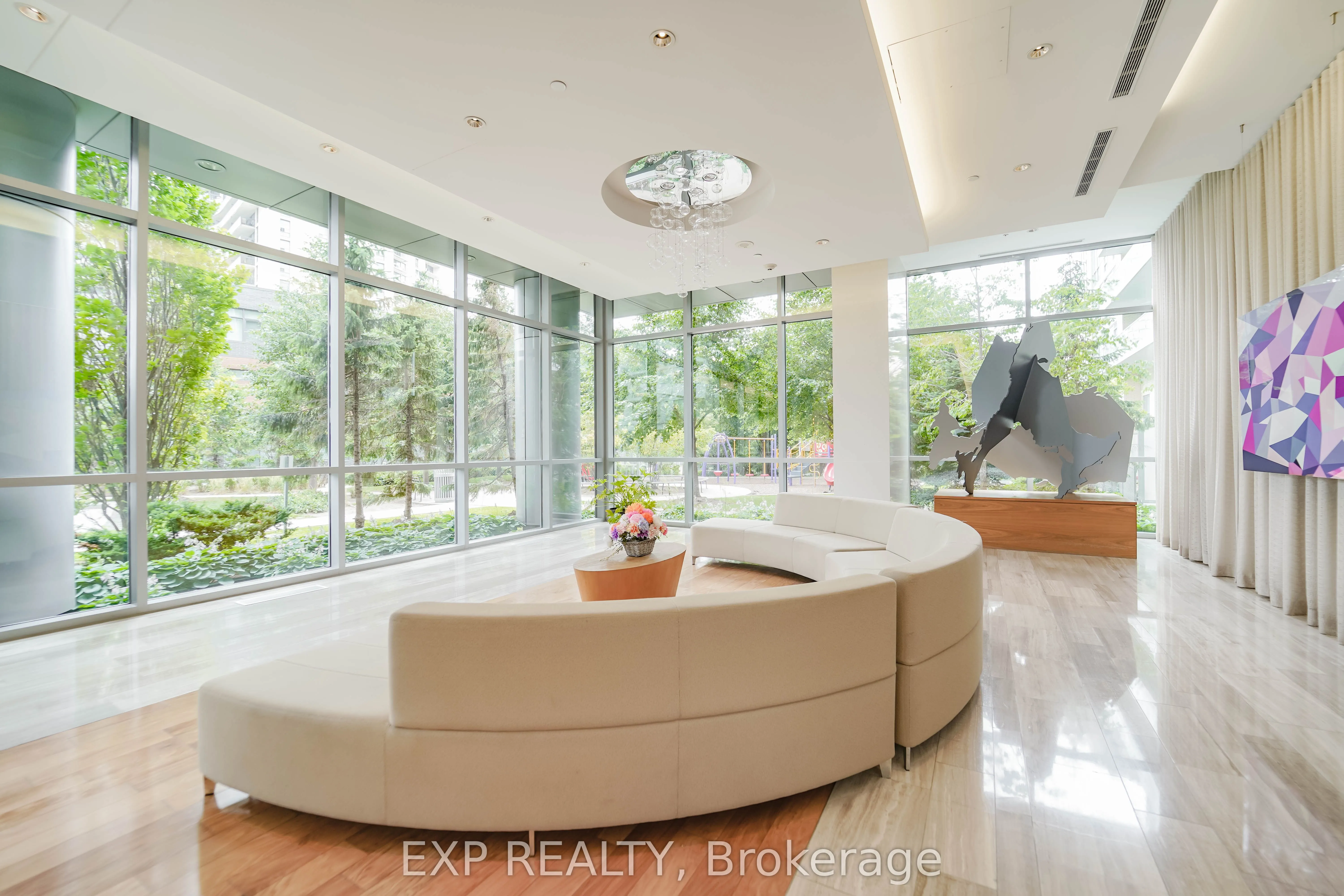 62 Forest Manor Road, #408