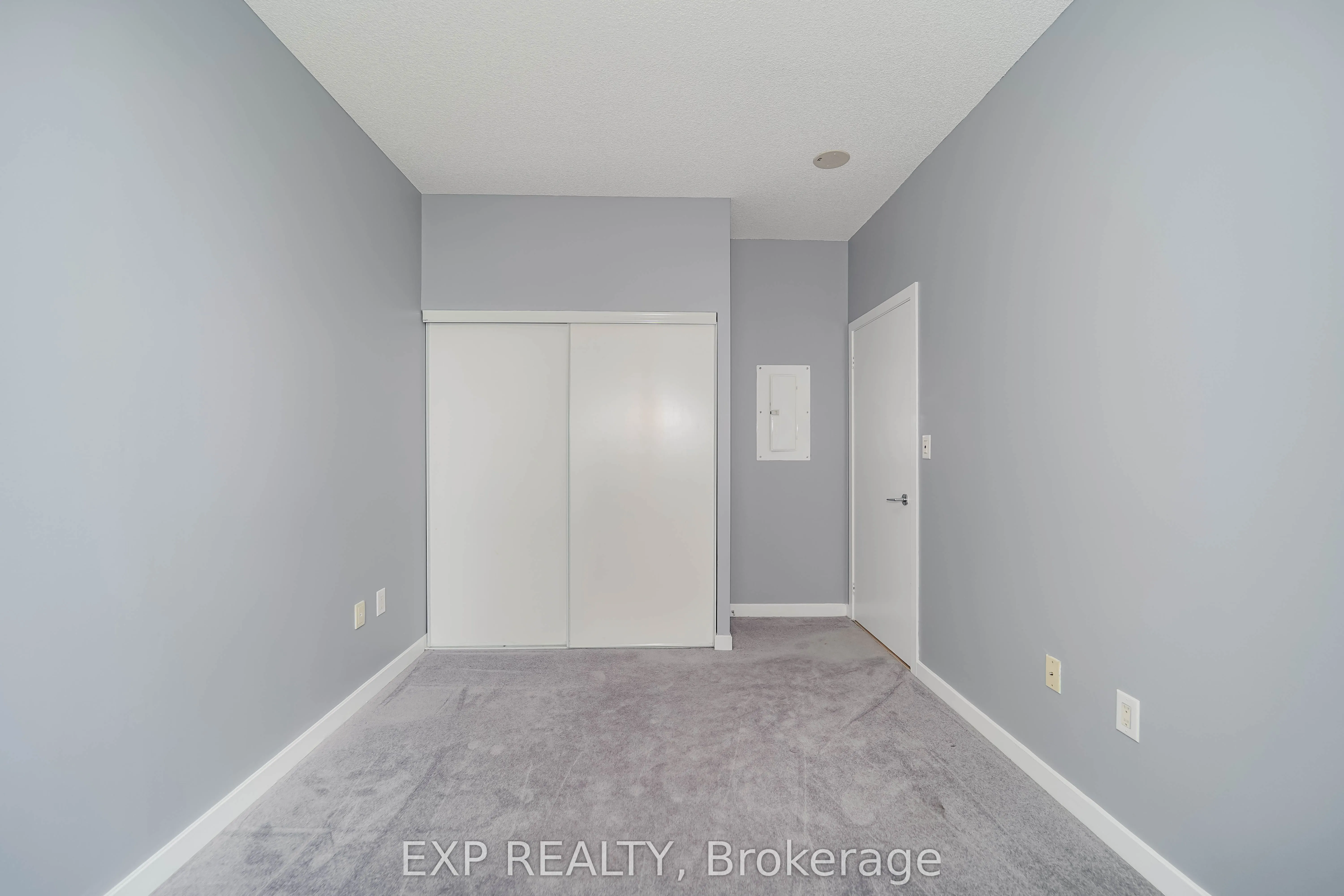 62 Forest Manor Road, #408