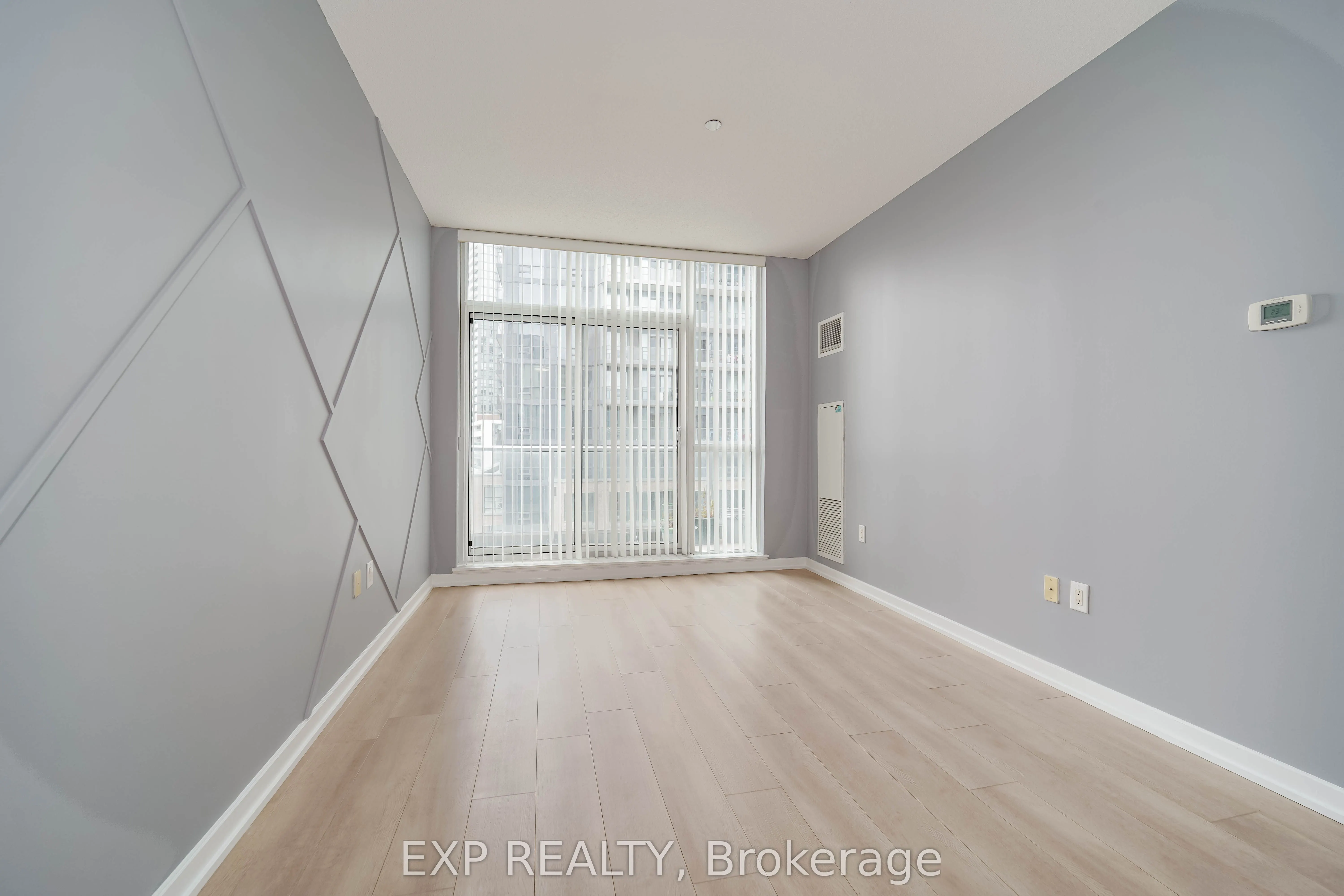 62 Forest Manor Road, #408