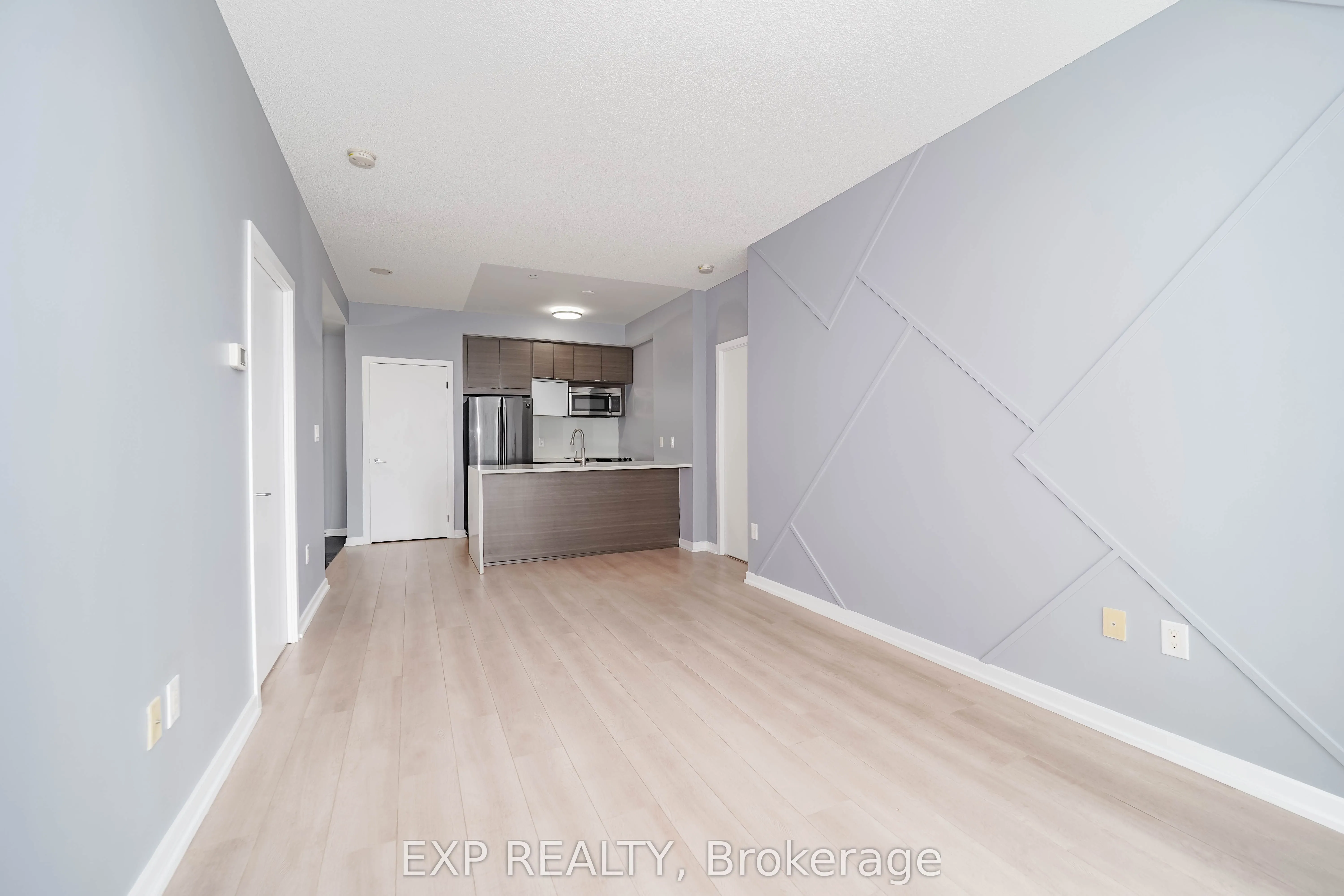 62 Forest Manor Road, #408