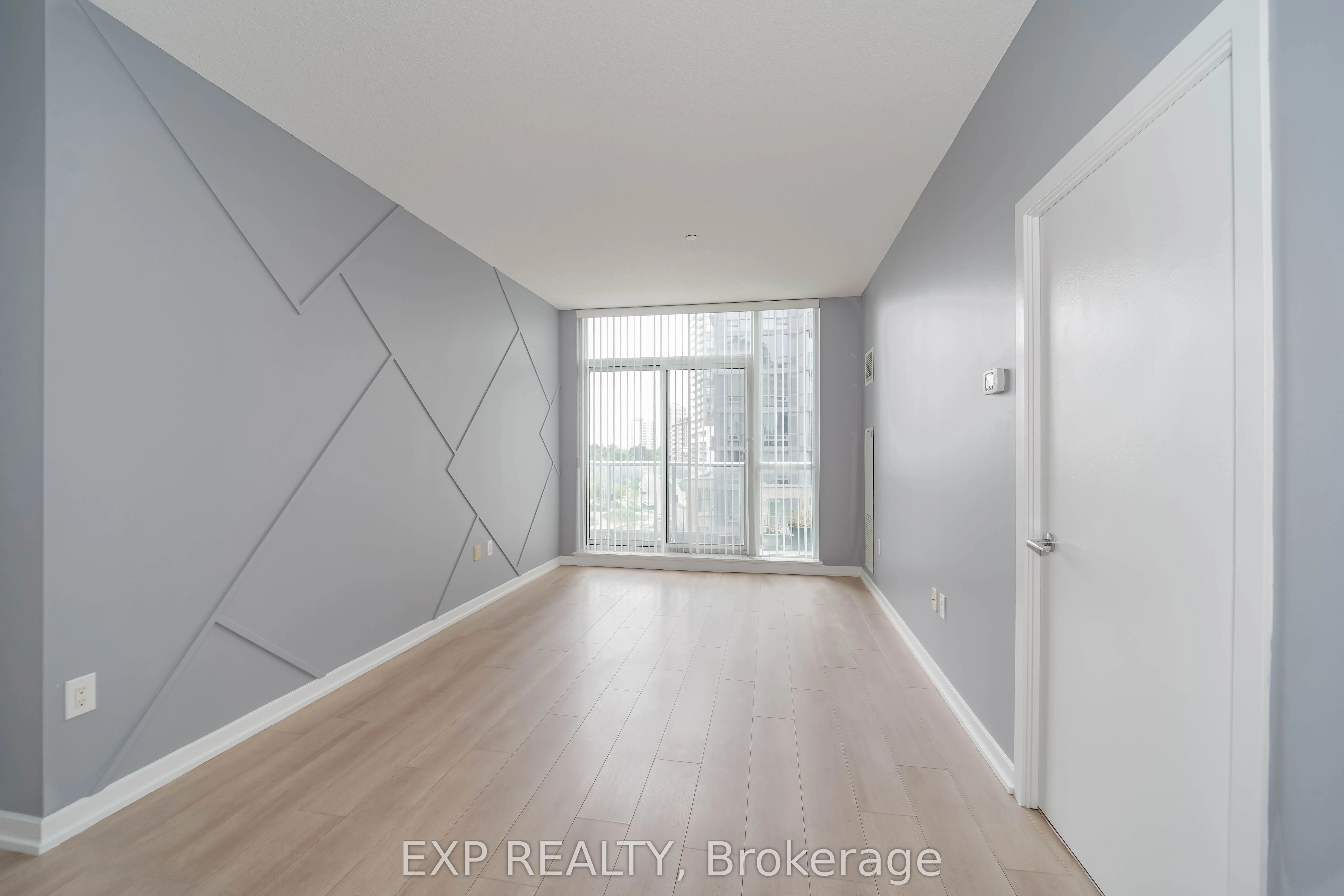 62 Forest Manor Road, #408