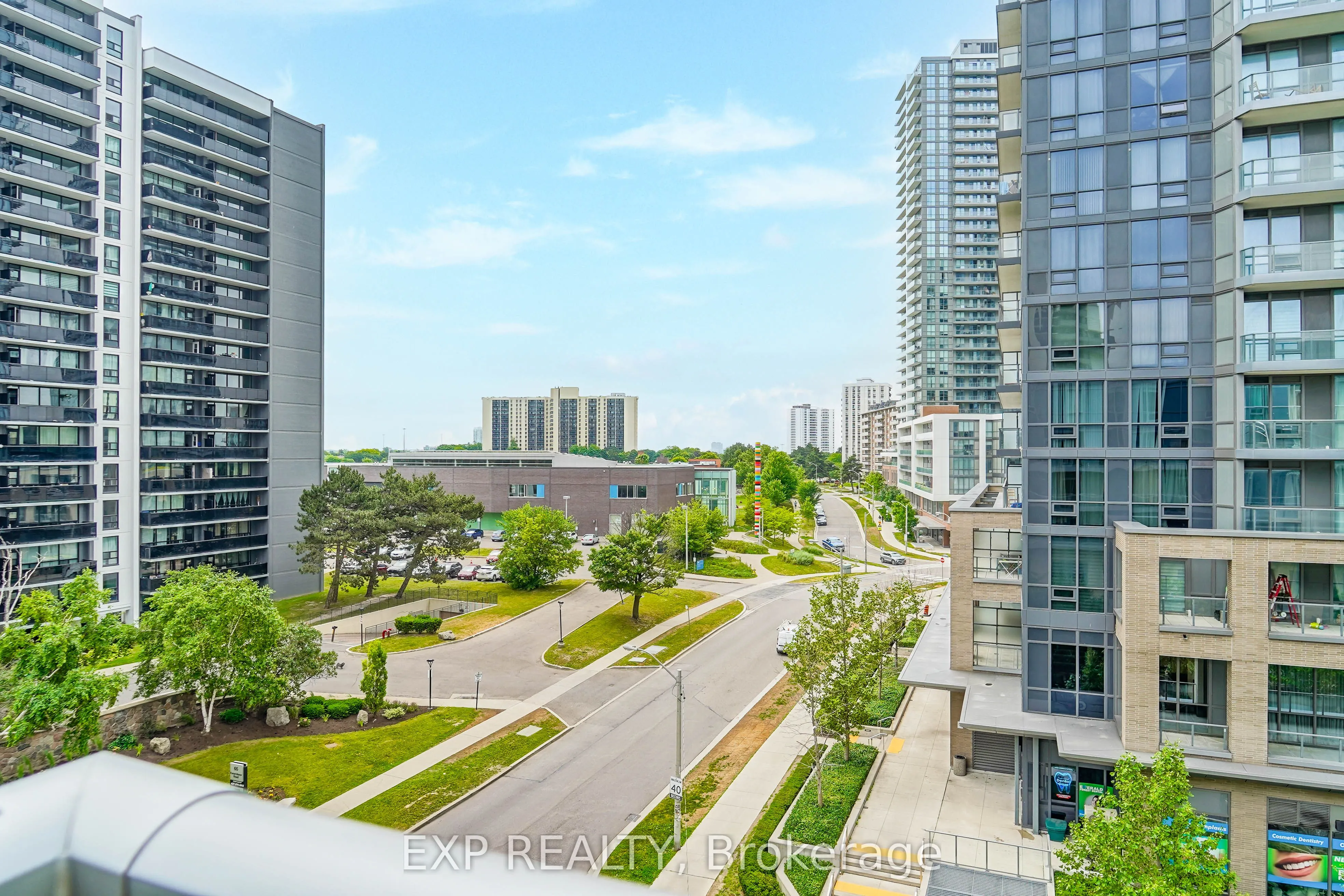 62 Forest Manor Road, #408