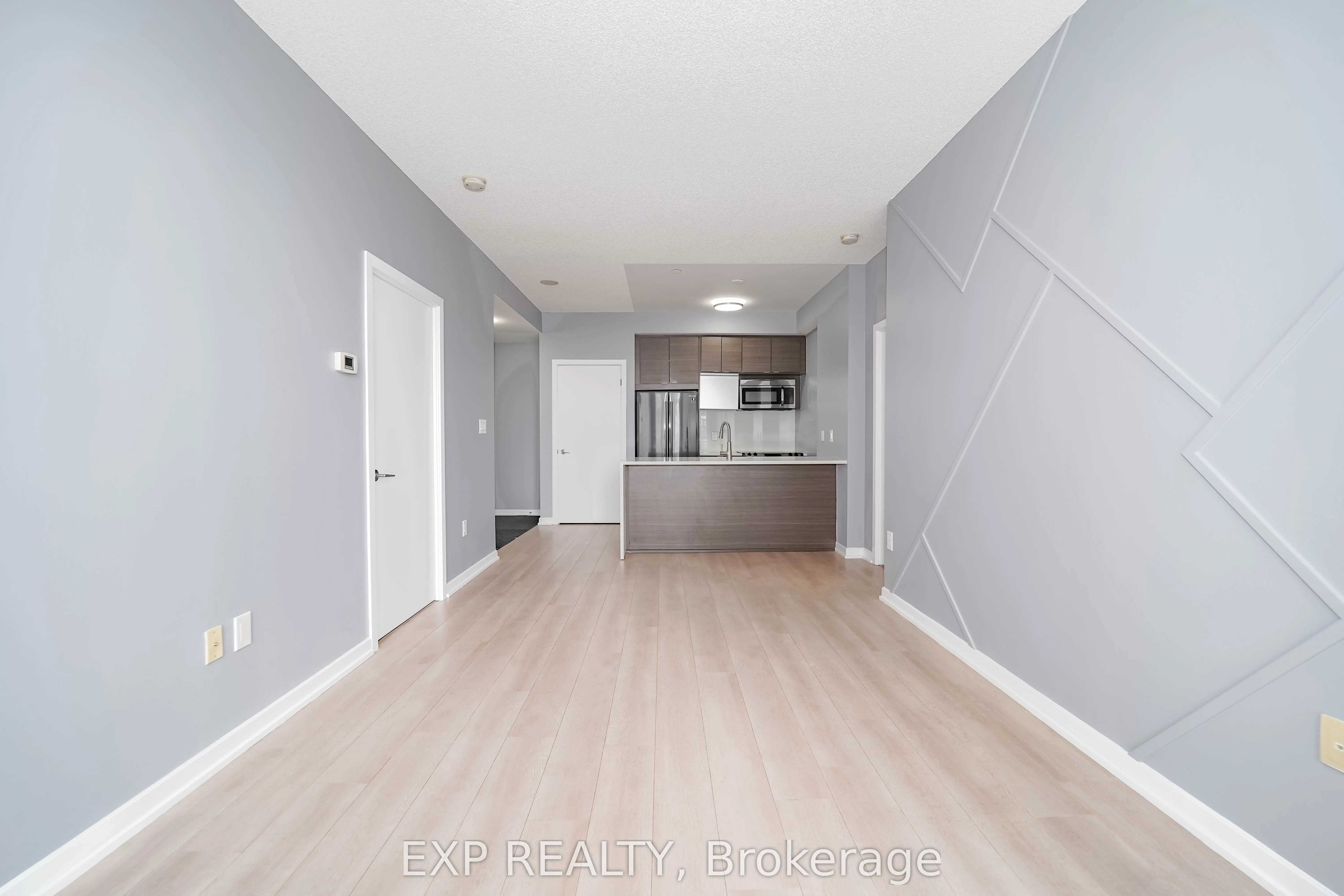 62 Forest Manor Road, #408