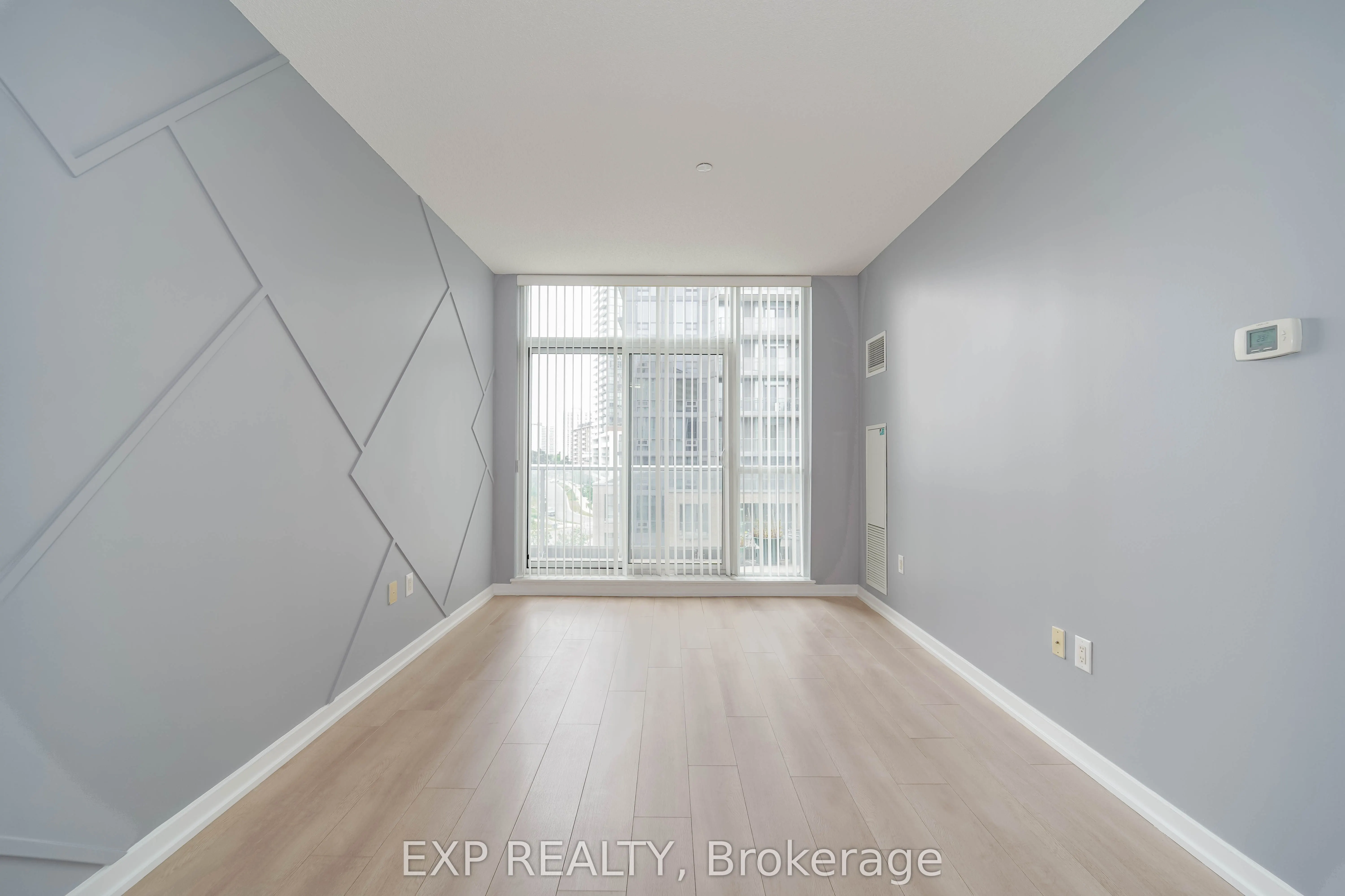 62 Forest Manor Road, #408