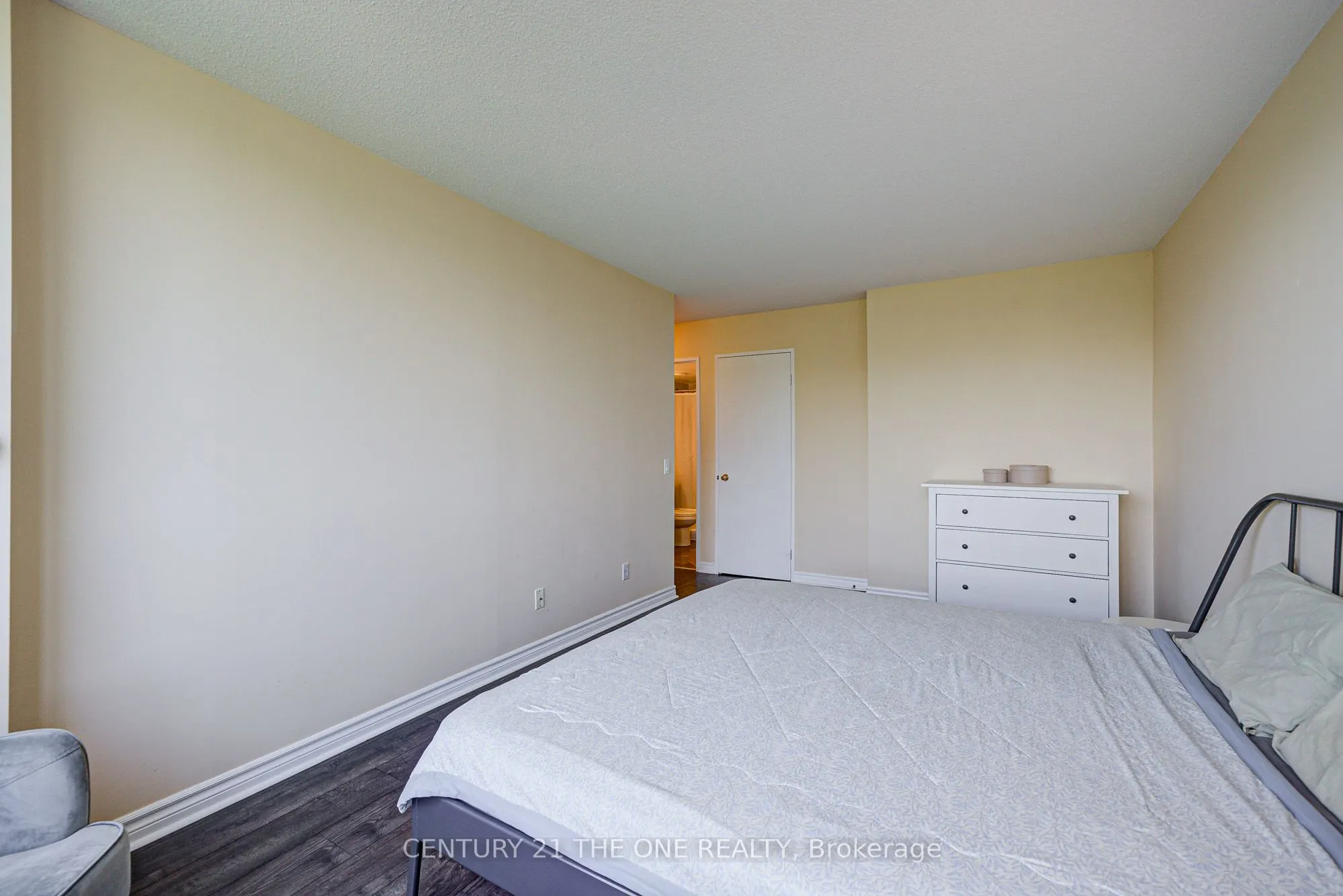 238 Doris Avenue
