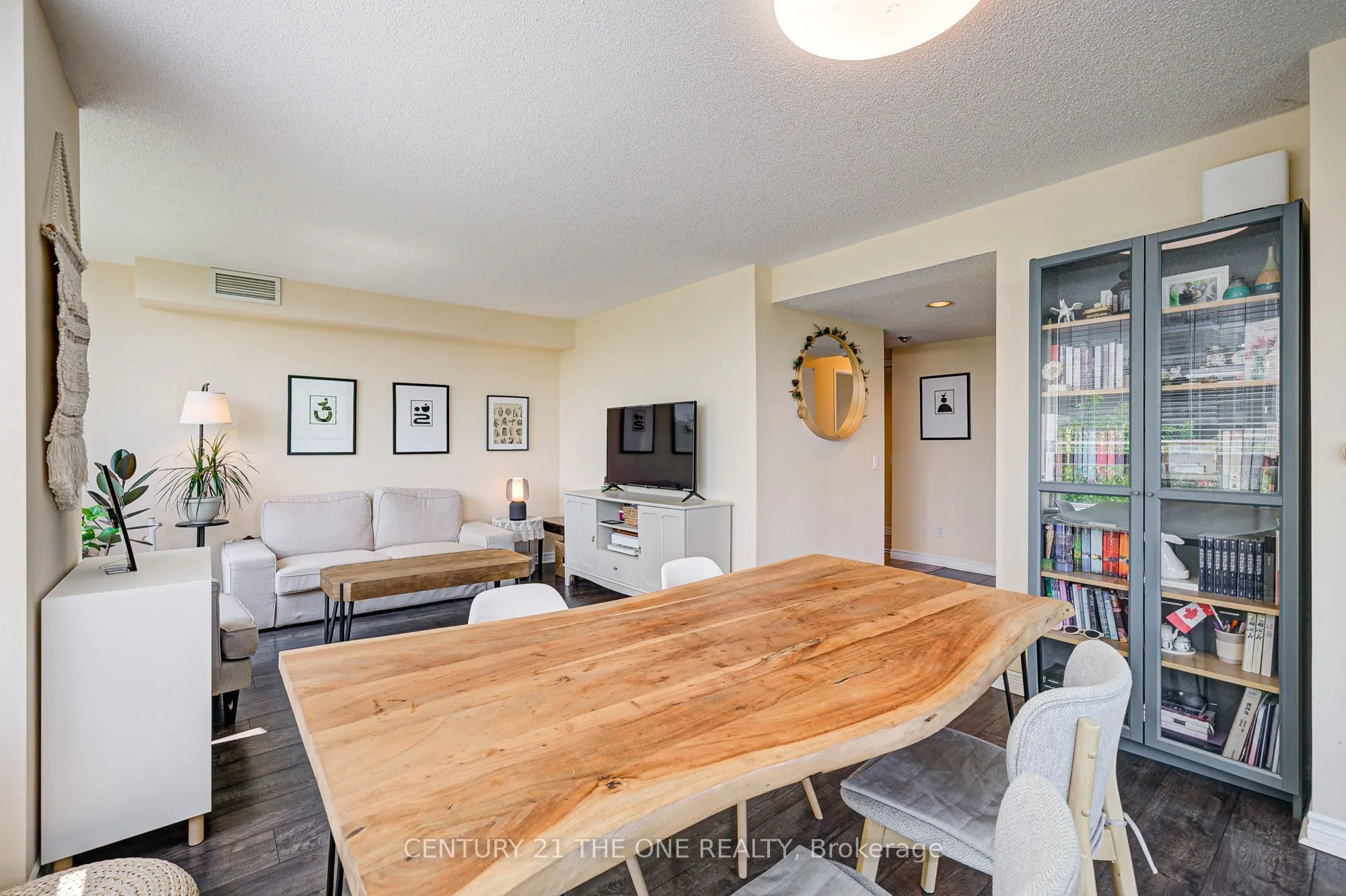 238 Doris Avenue