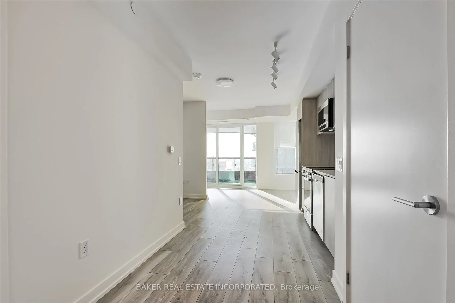 223 Redpath Avenue, #2101