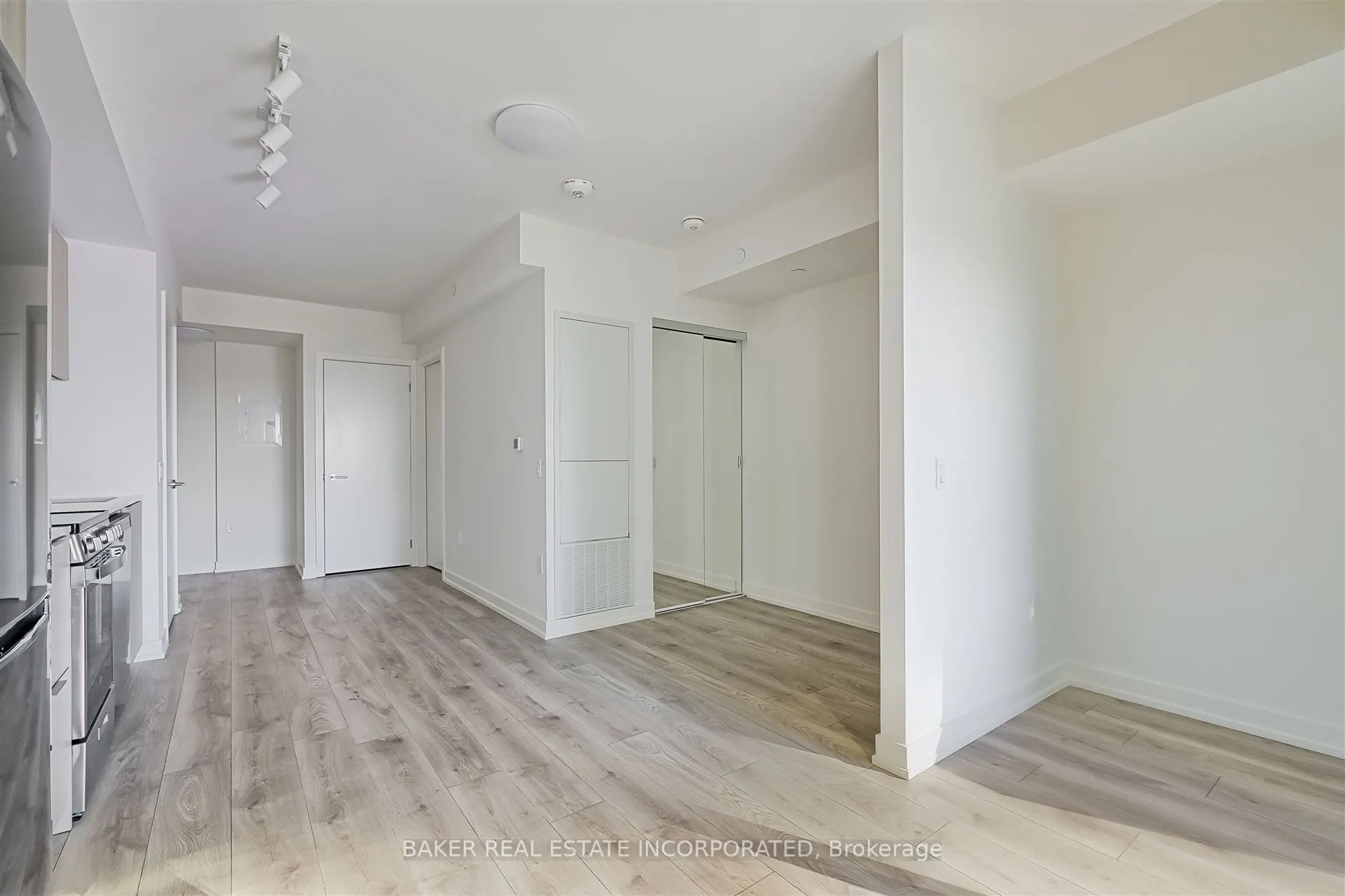 223 Redpath Avenue, #2101