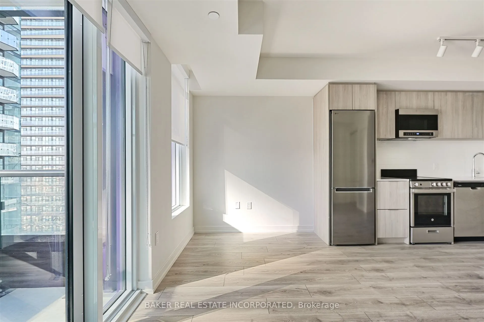 223 Redpath Avenue, #2101
