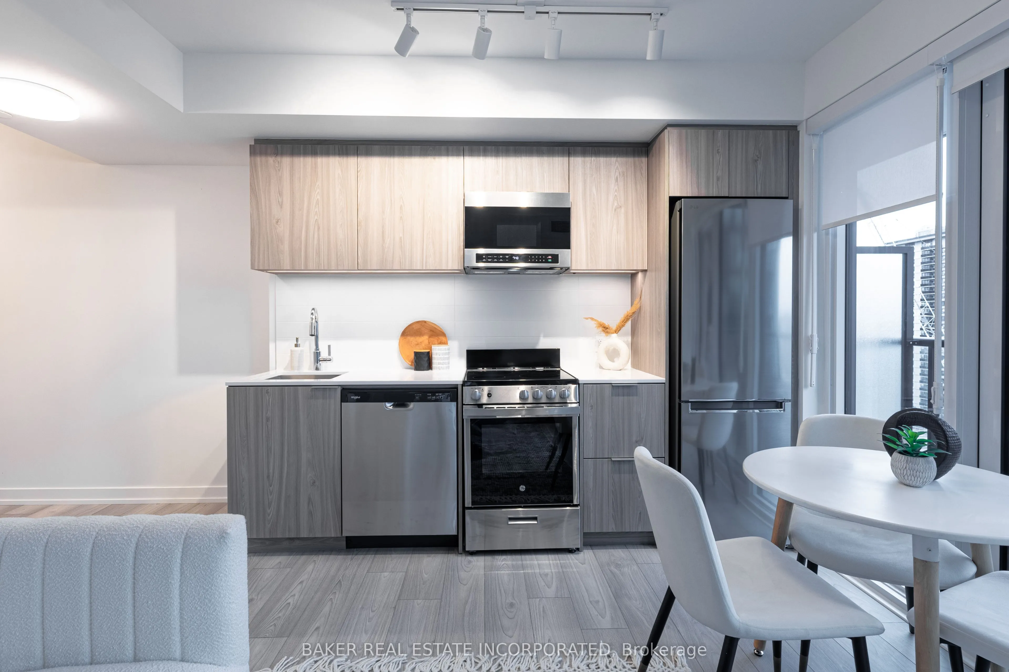 223 Redpath Avenue, #1210