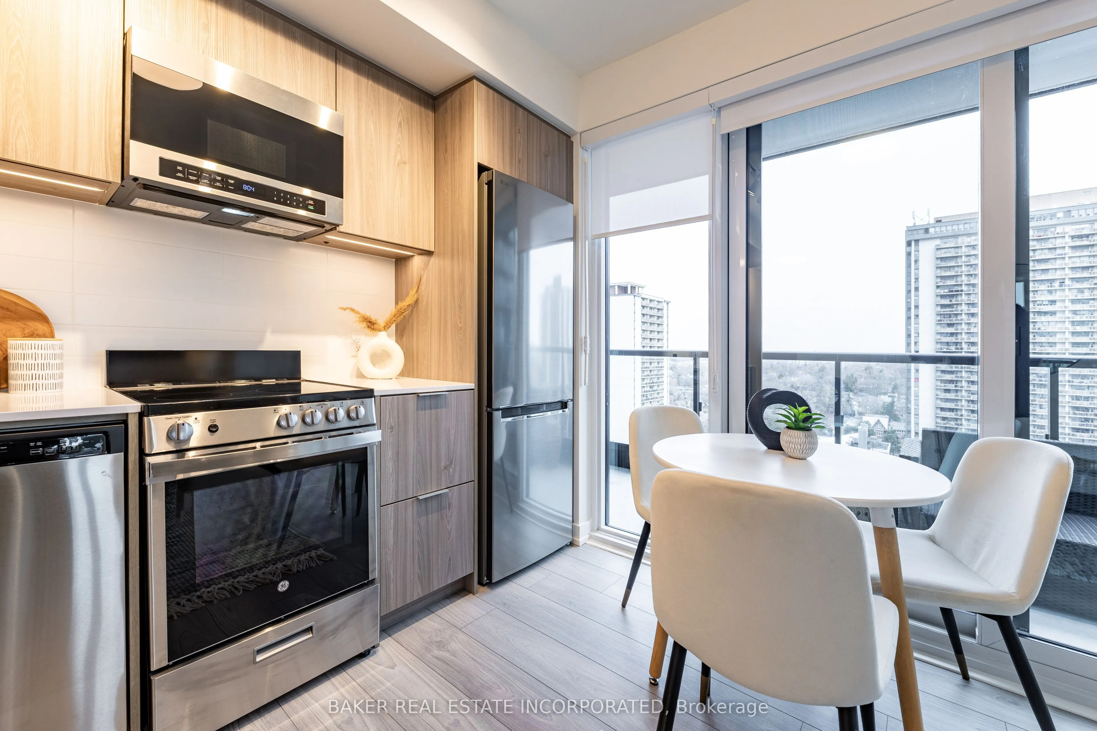 223 Redpath Avenue, #1210