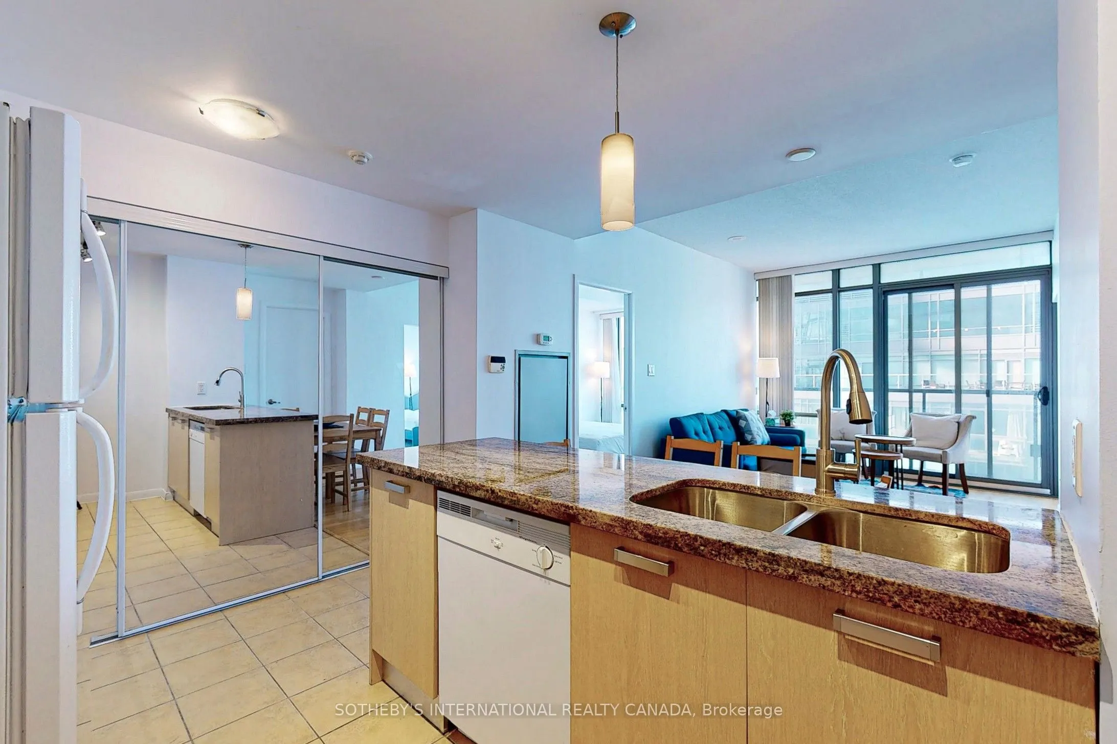 38 Grenville Street, #3508