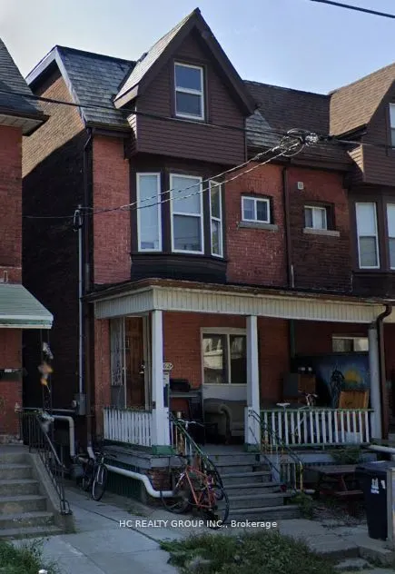 562 Bathurst Street