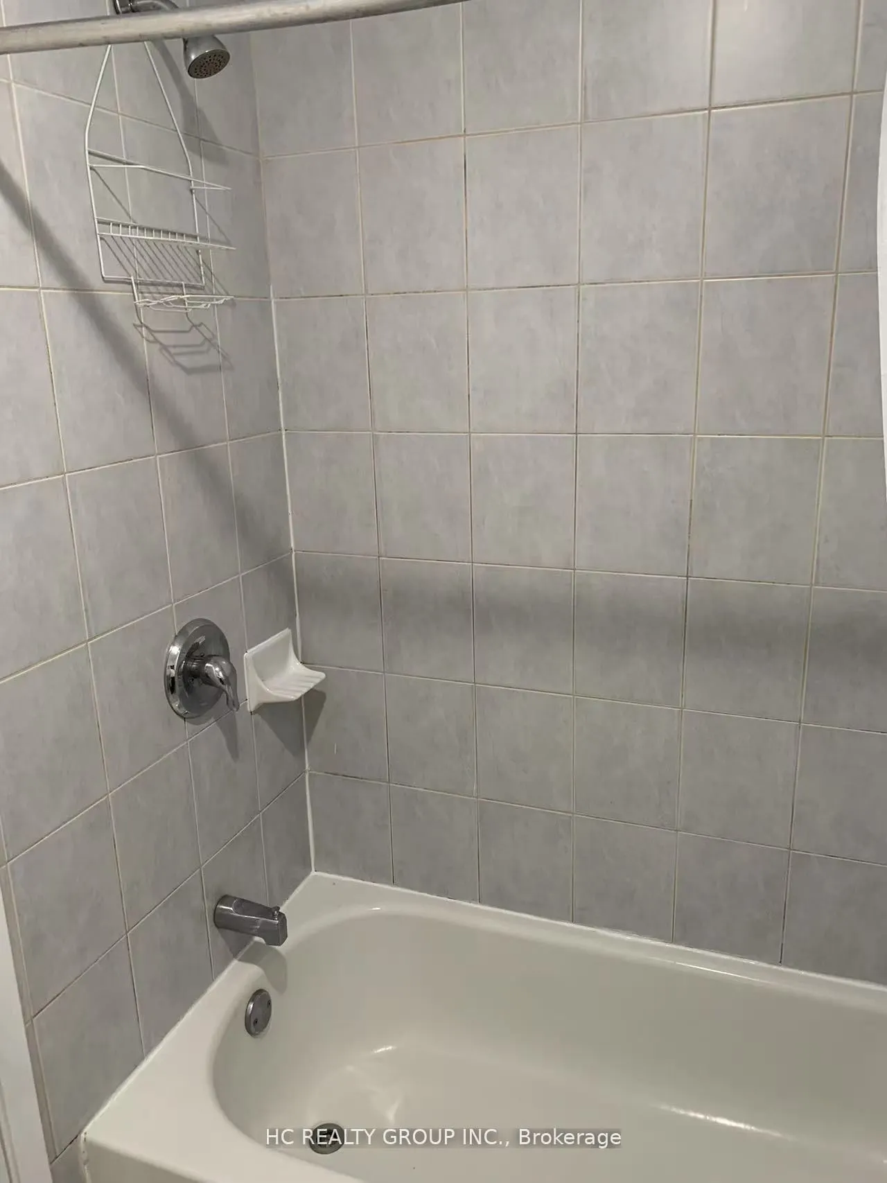 562 Bathurst Street