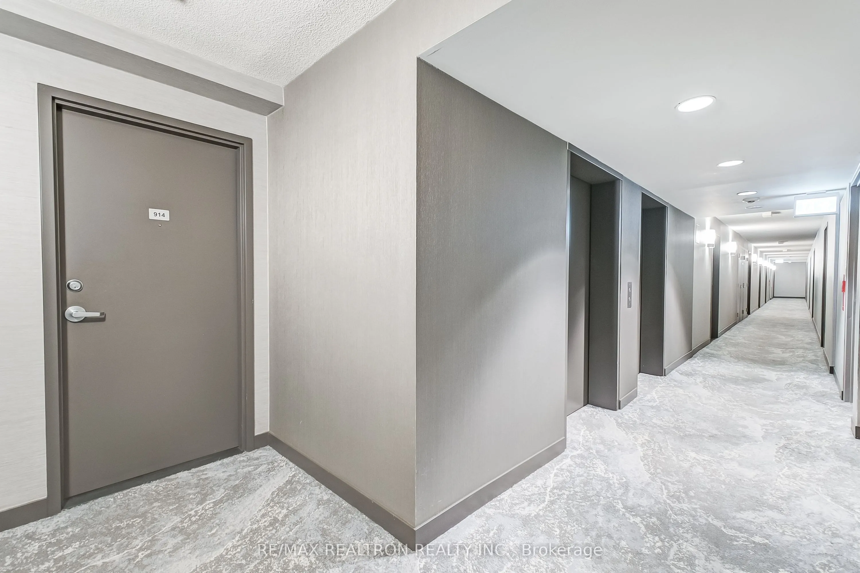 75 Dalhousie Street, #914