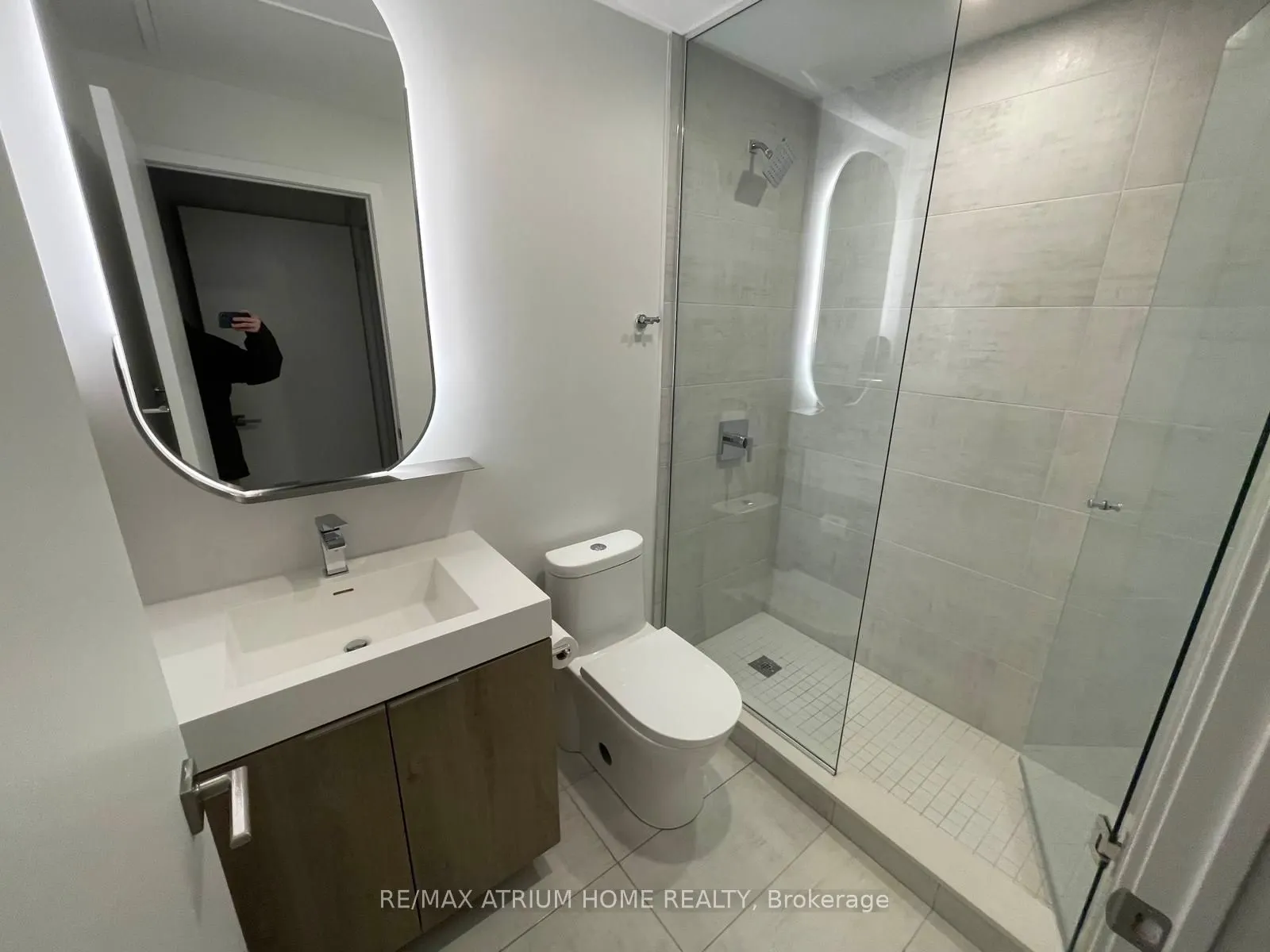 15 Holmes Avenue, #1902