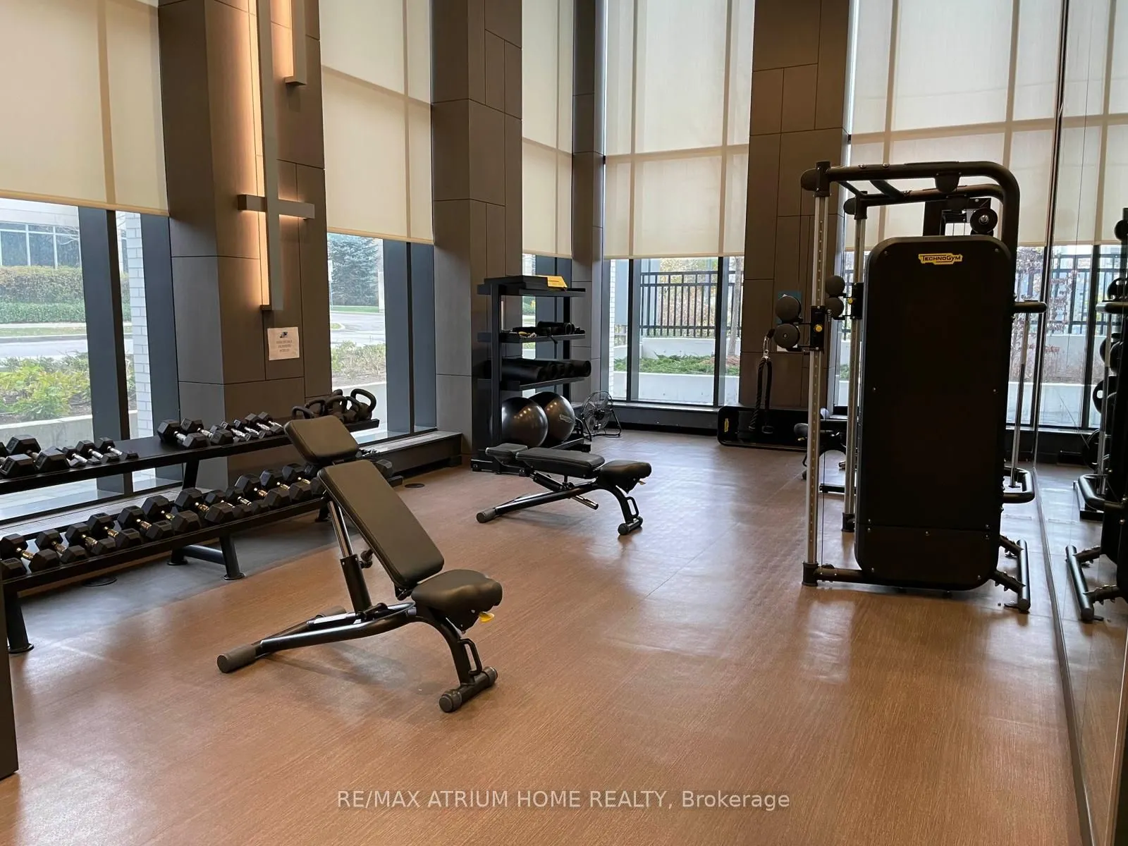 15 Holmes Avenue, #1902