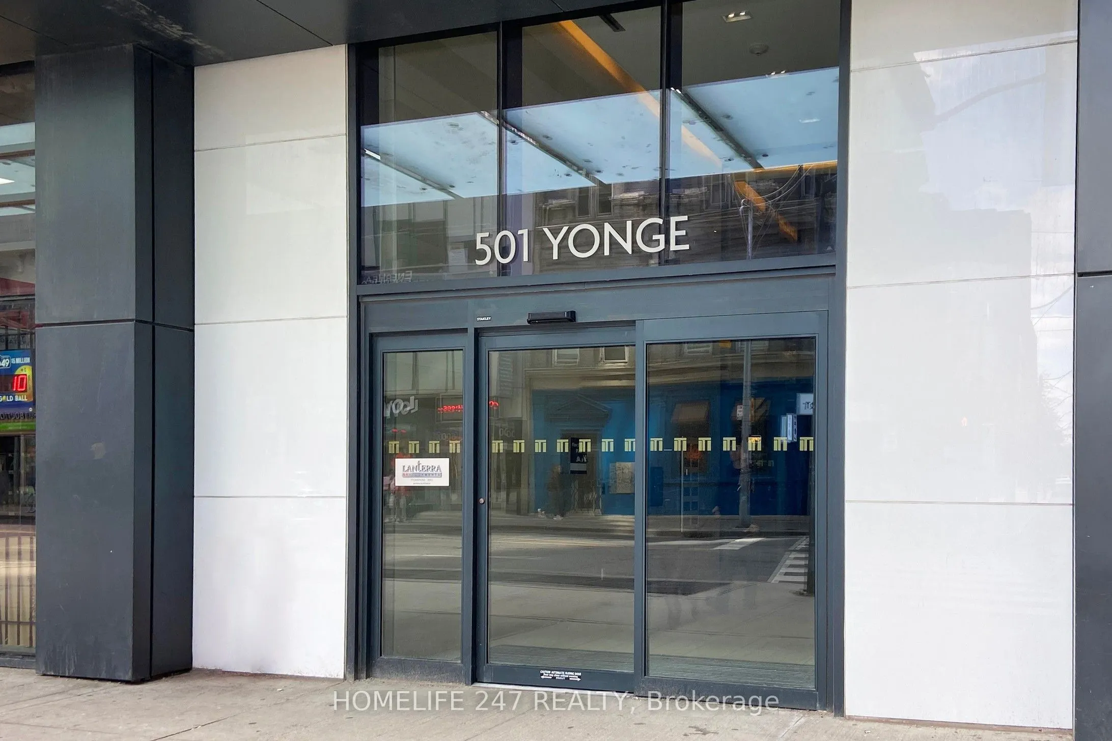 501 Yonge Street, #2701