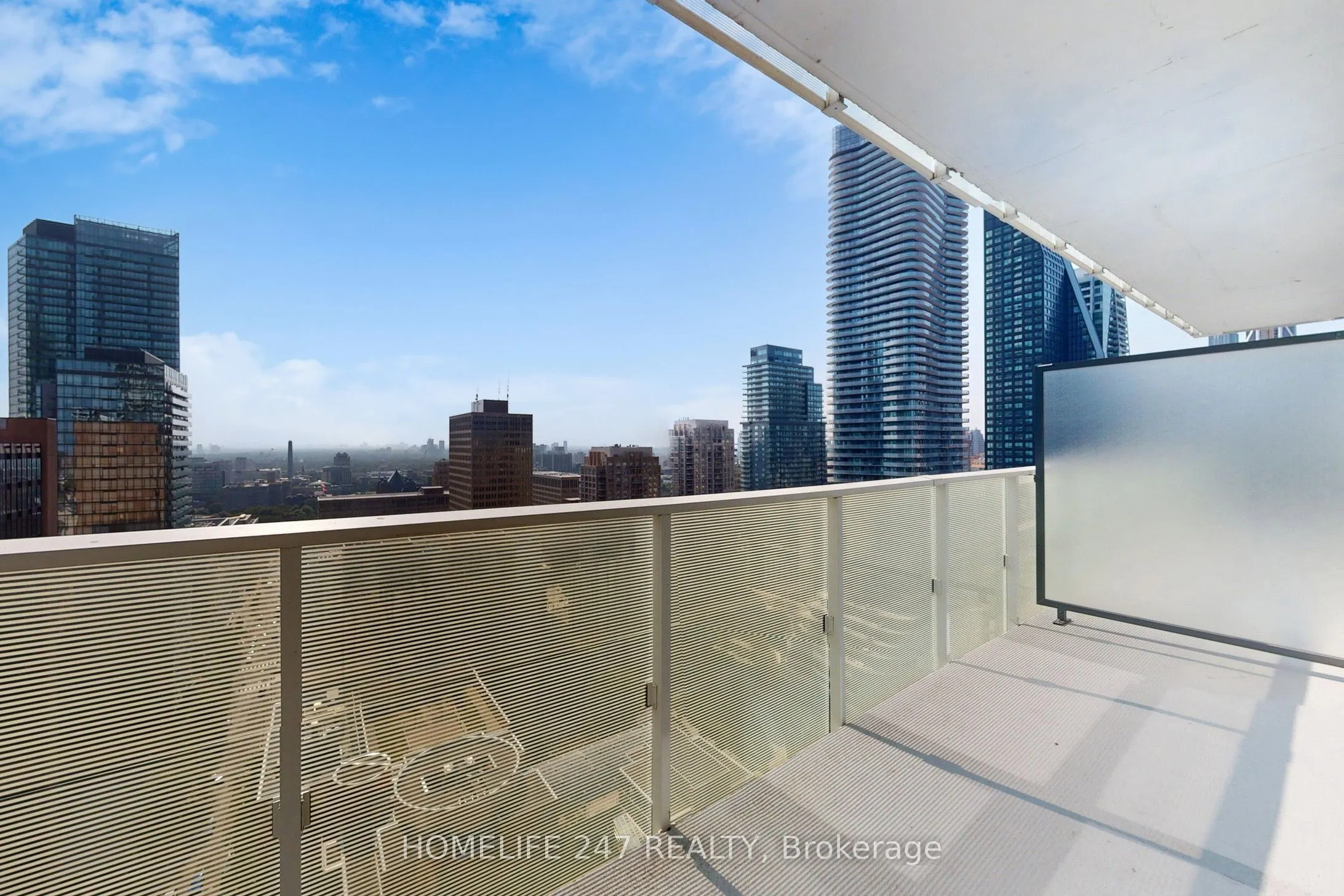 501 Yonge Street, #2701