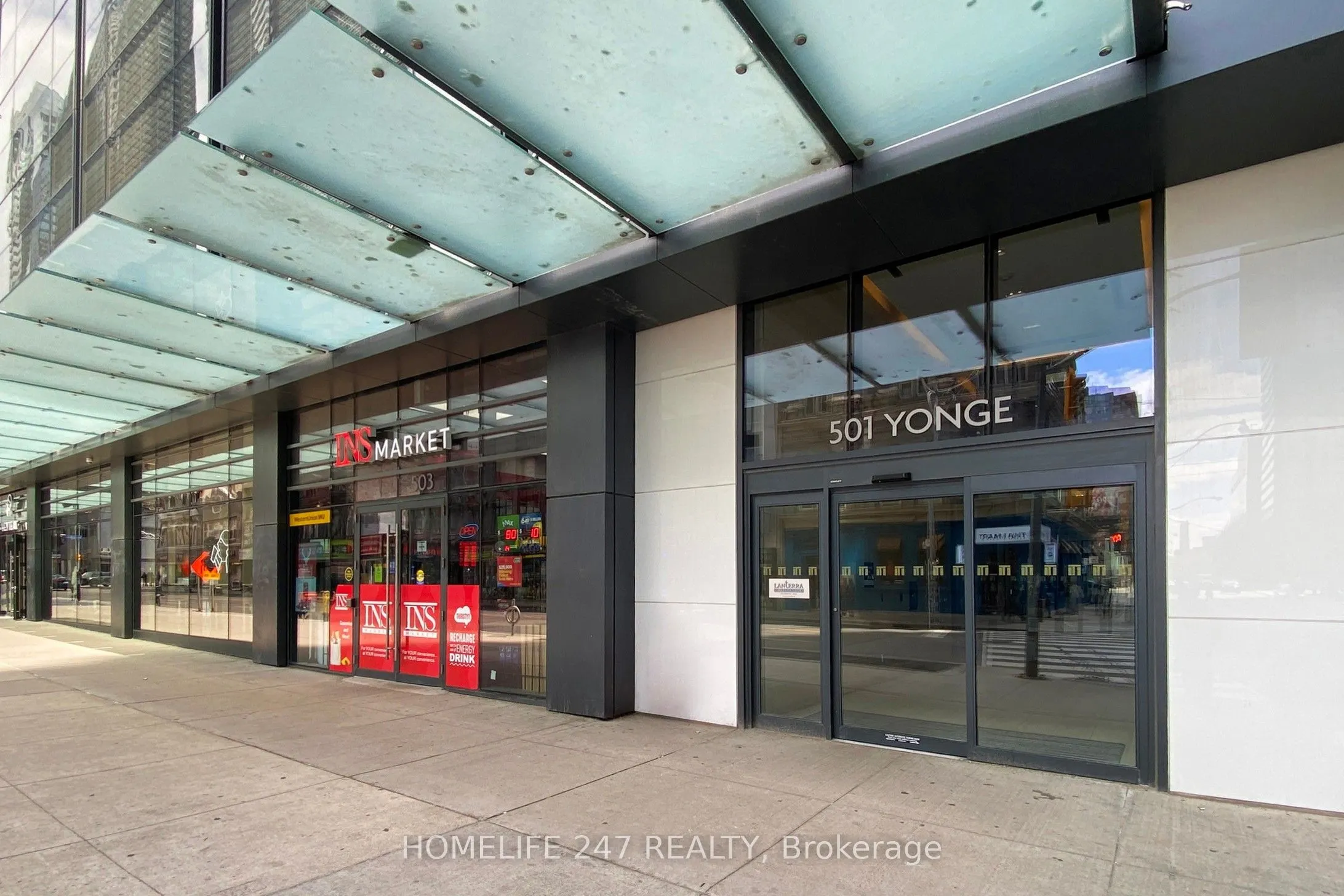501 Yonge Street, #2701