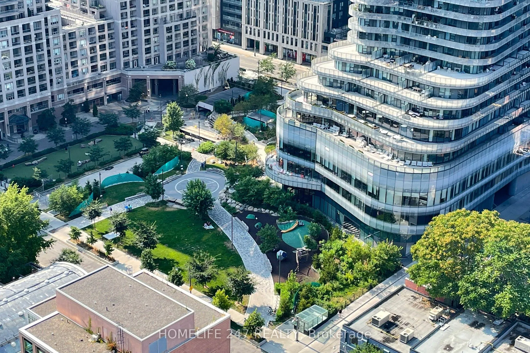 501 Yonge Street, #2701
