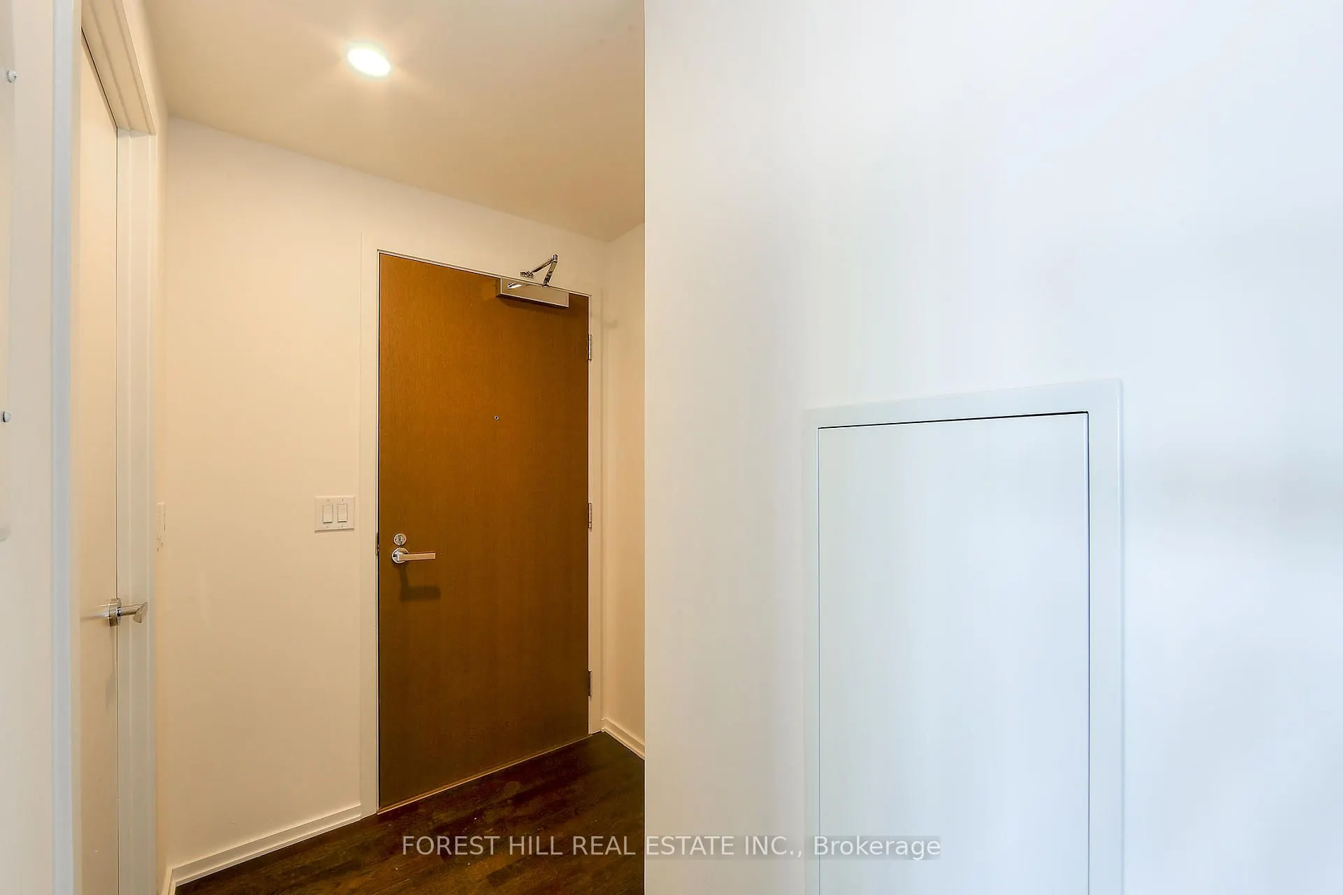 1 Bloor Street E, #6508
