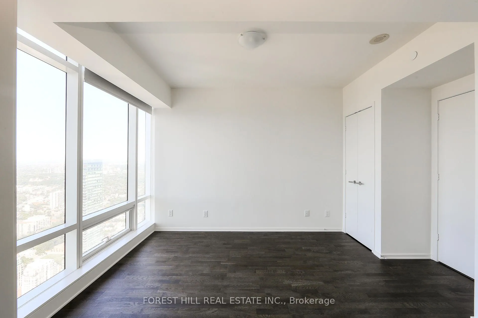 1 Bloor Street E, #6508