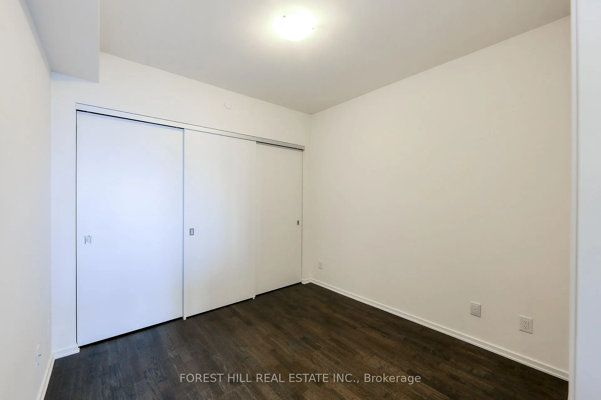 1 Bloor Street E, #6508