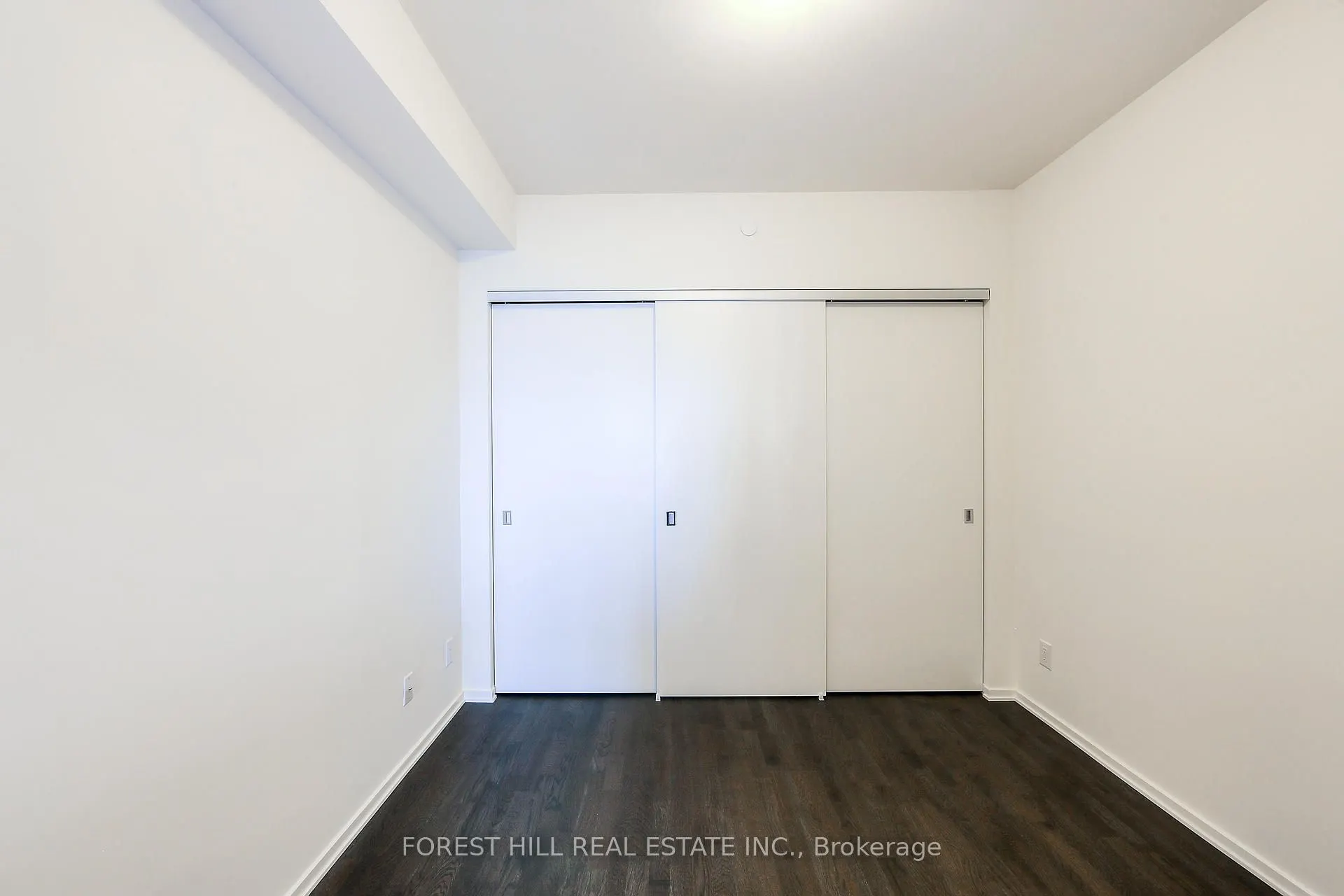 1 Bloor Street E, #6508