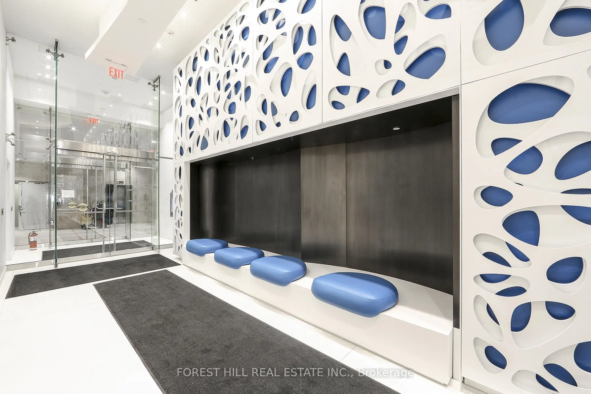 1 Bloor Street E, #6508