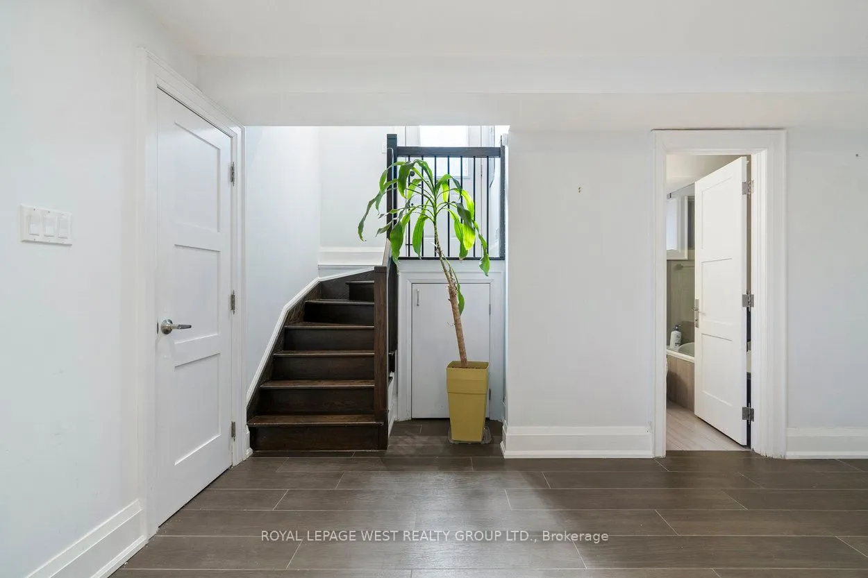 218 Cameron Avenue