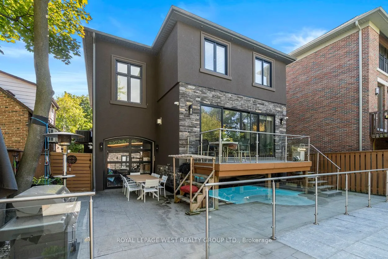 218 Cameron Avenue