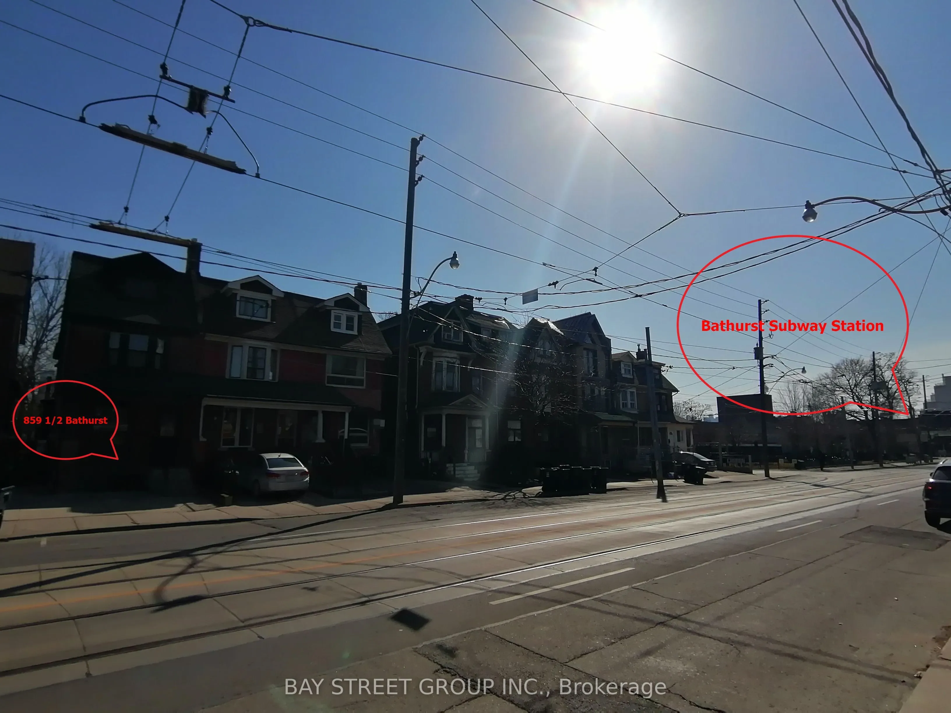 859 1/2 Bathurst Street, #Upper