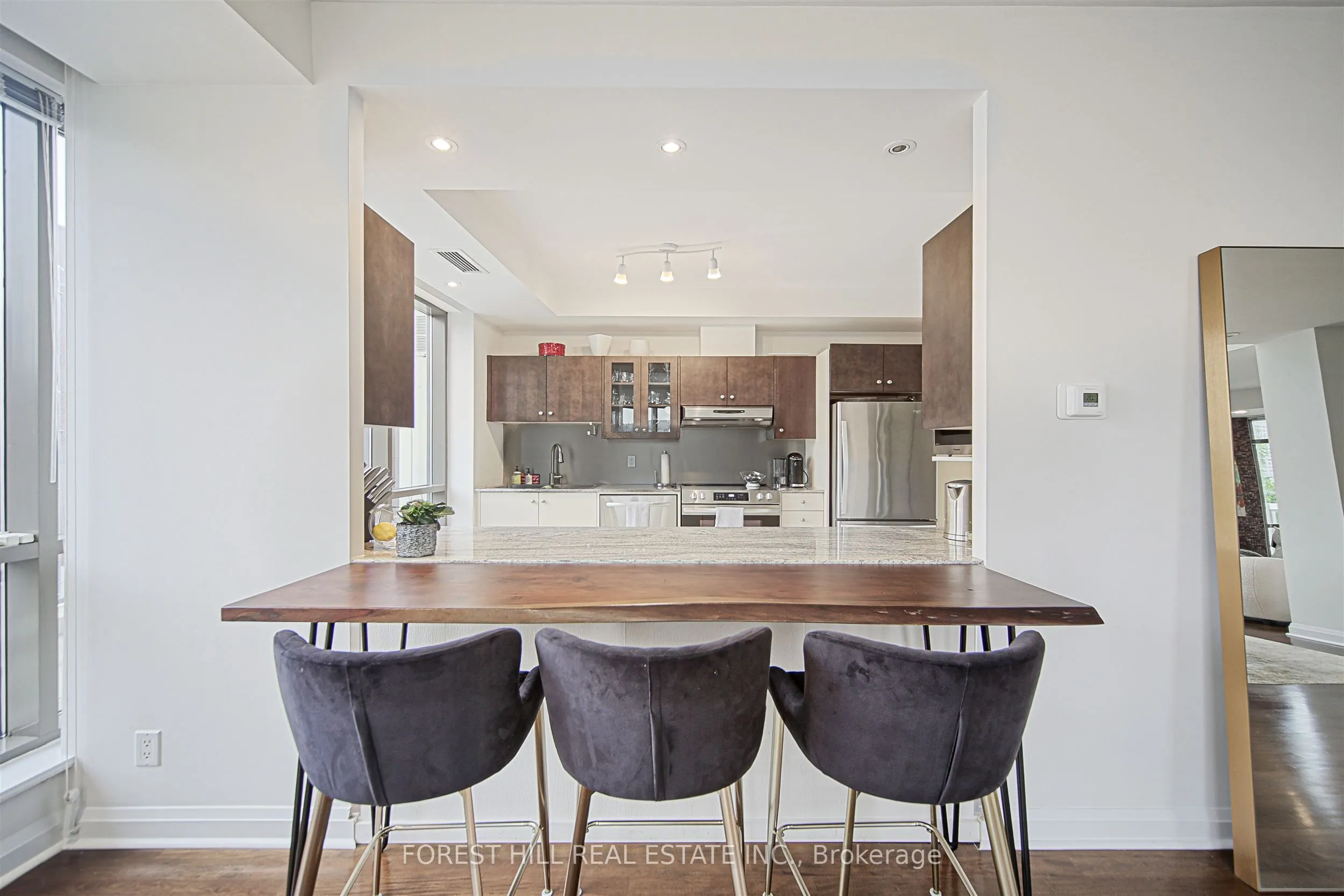 3 McAlpine Street, #501