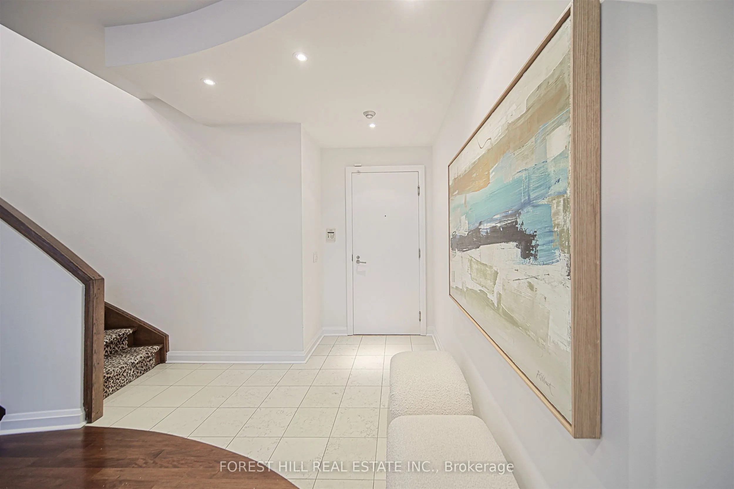 3 McAlpine Street, #501