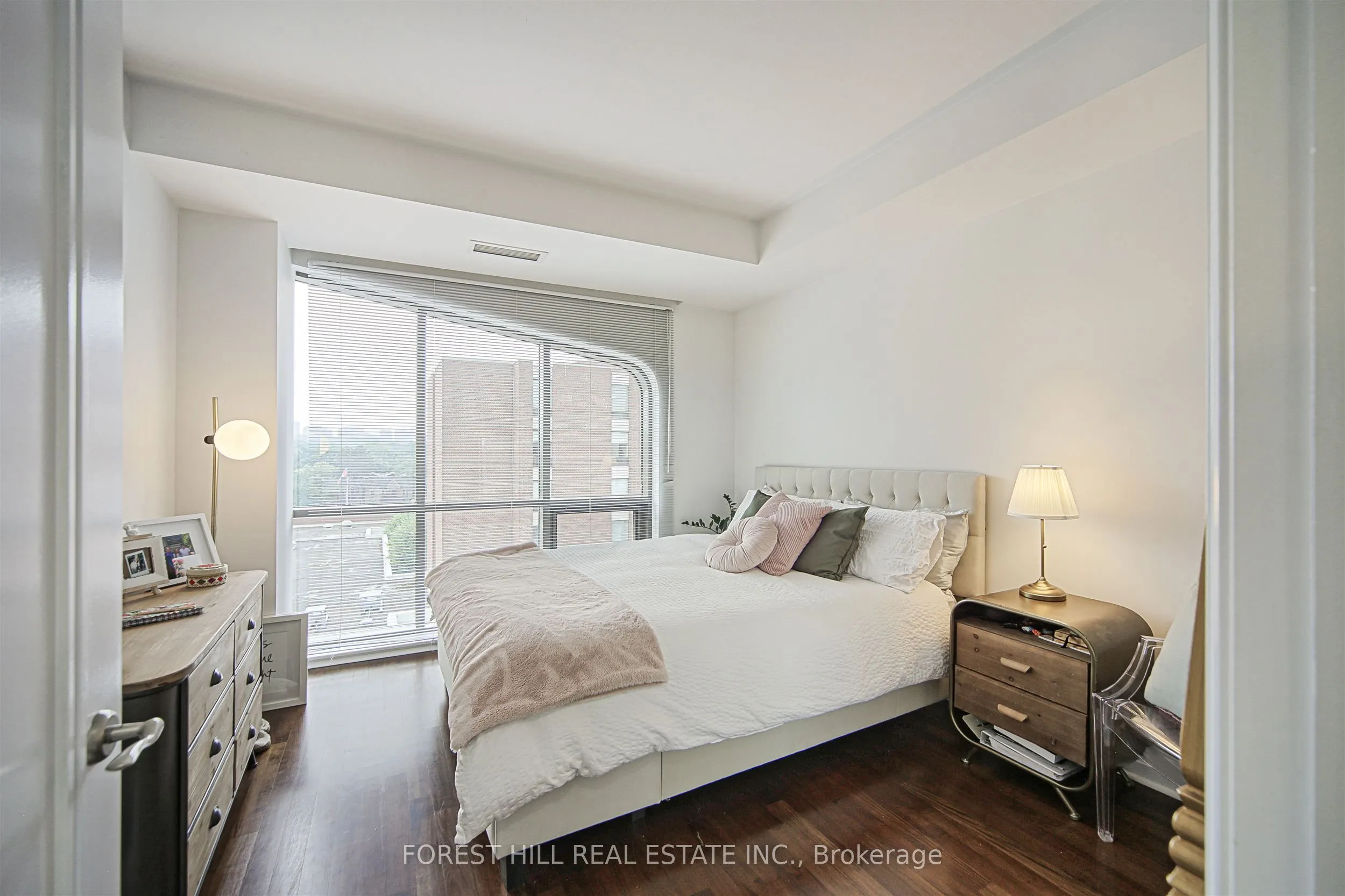 3 McAlpine Street, #501