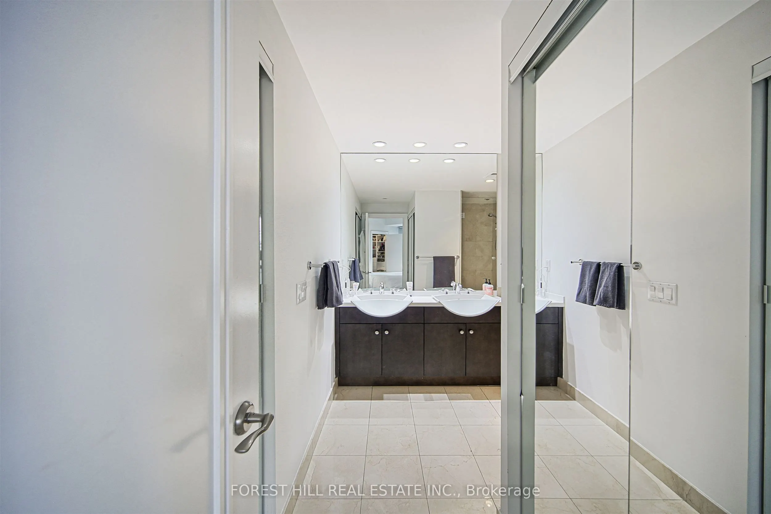 3 McAlpine Street, #501