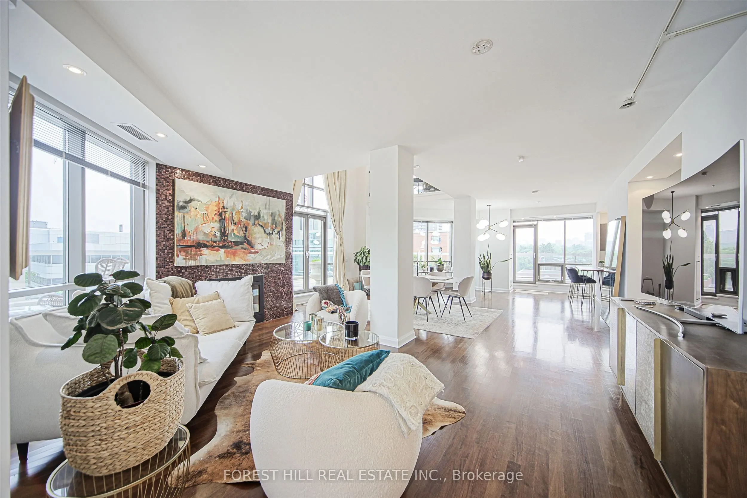 3 McAlpine Street, #501