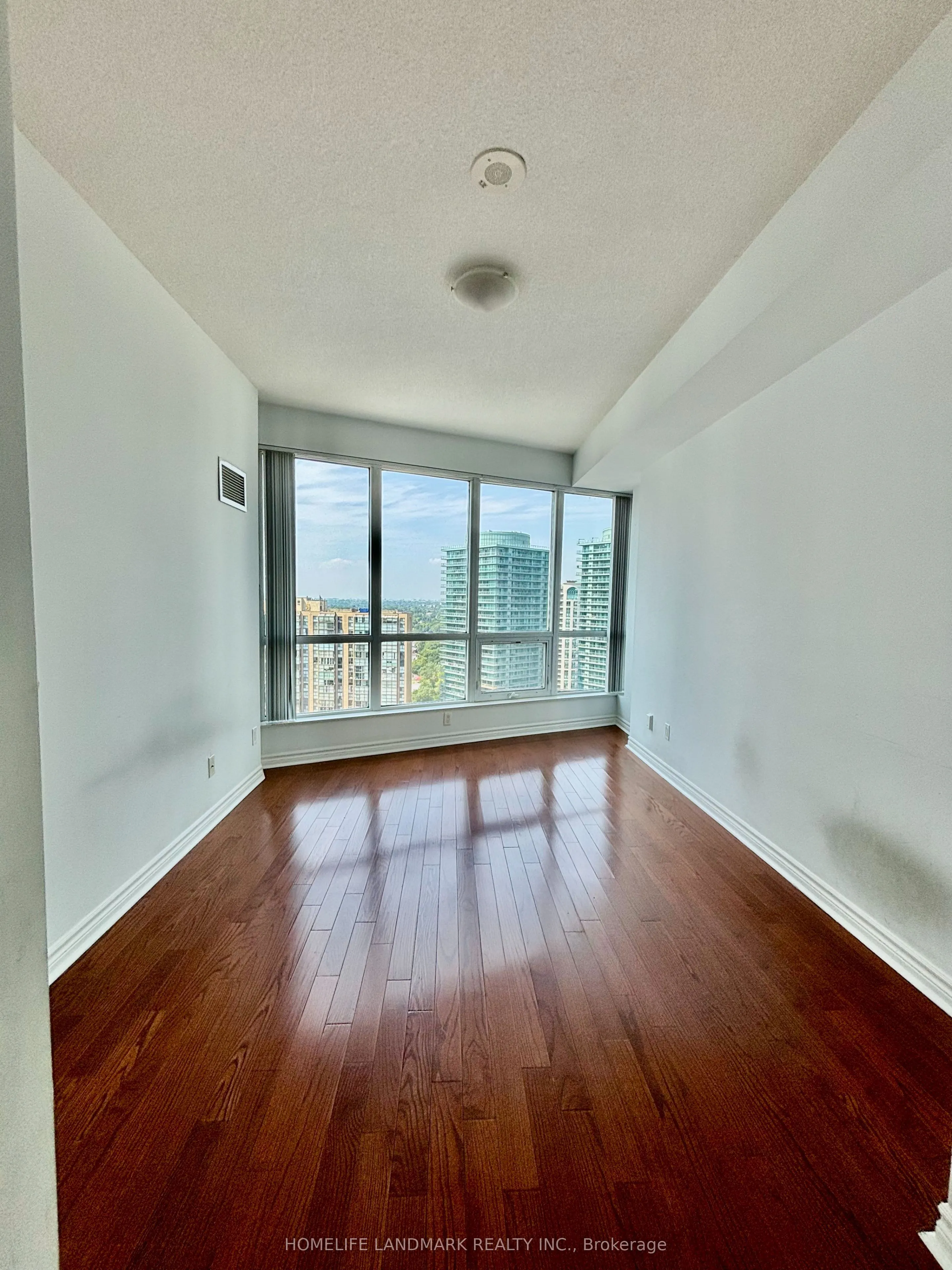18 Holmes Avenue, #1805