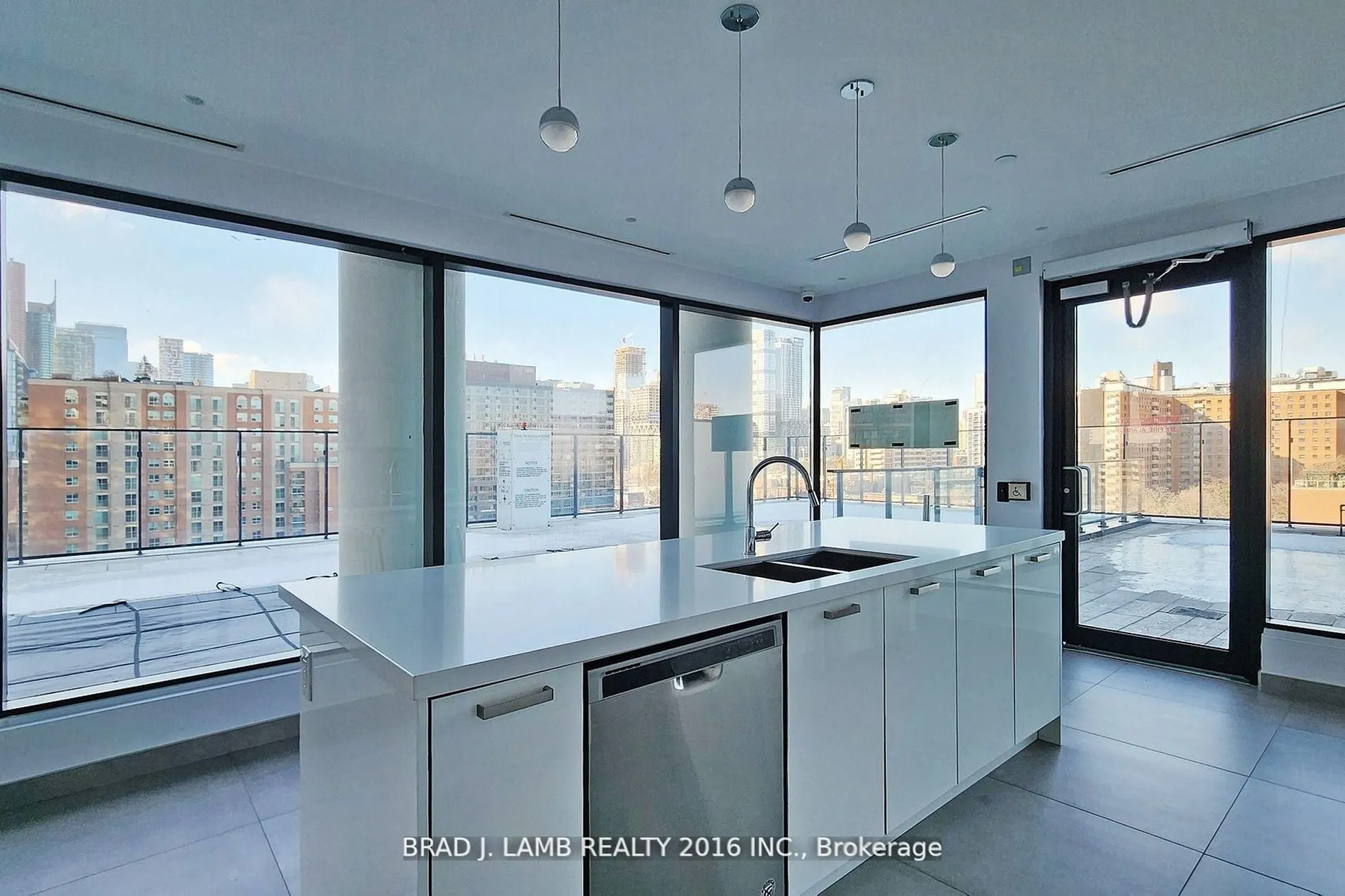 55 Ontario Street, #1107