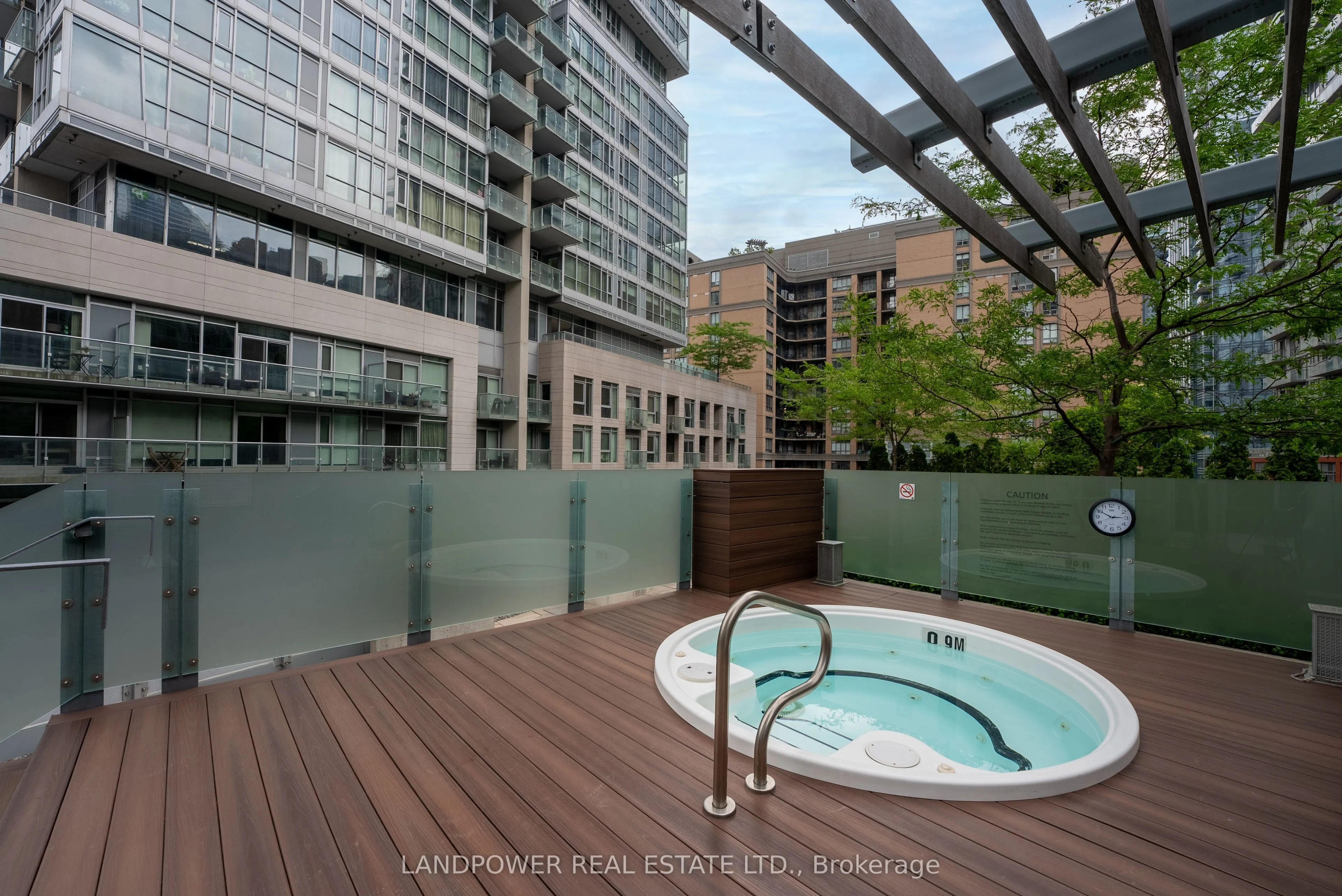 30 Nelson Street, #1708