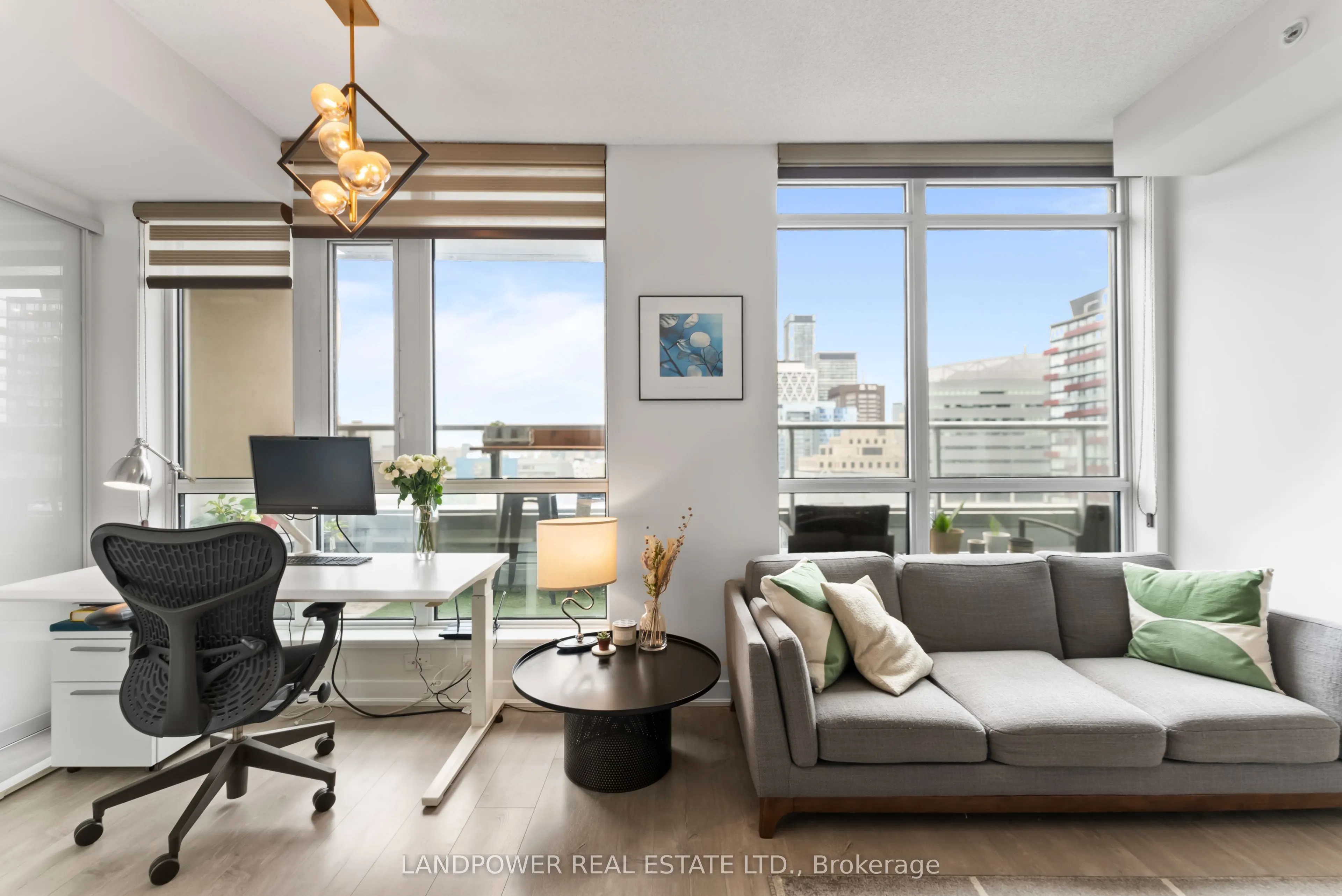 30 Nelson Street, #1708